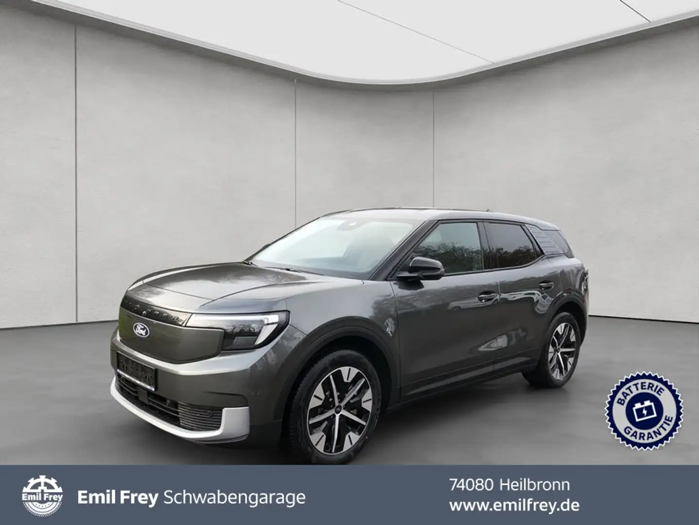 Ford Explorer Elektromotor mit Extended Range RWD 77kWh Gris - 1