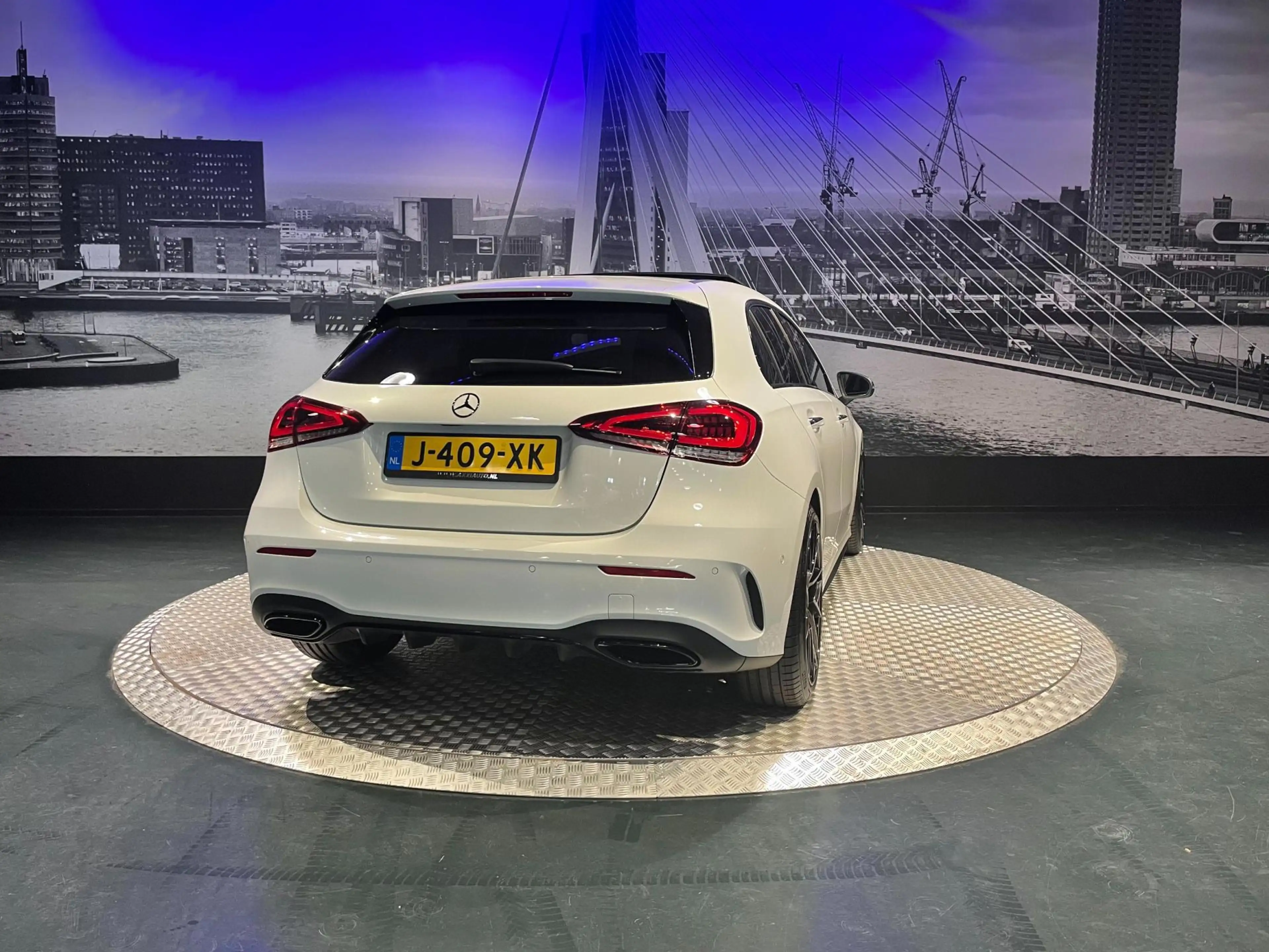 Mercedes-Benz A 180 Business Solution AMG *NL Auto*Led*Pano*Camera* — photo 12
