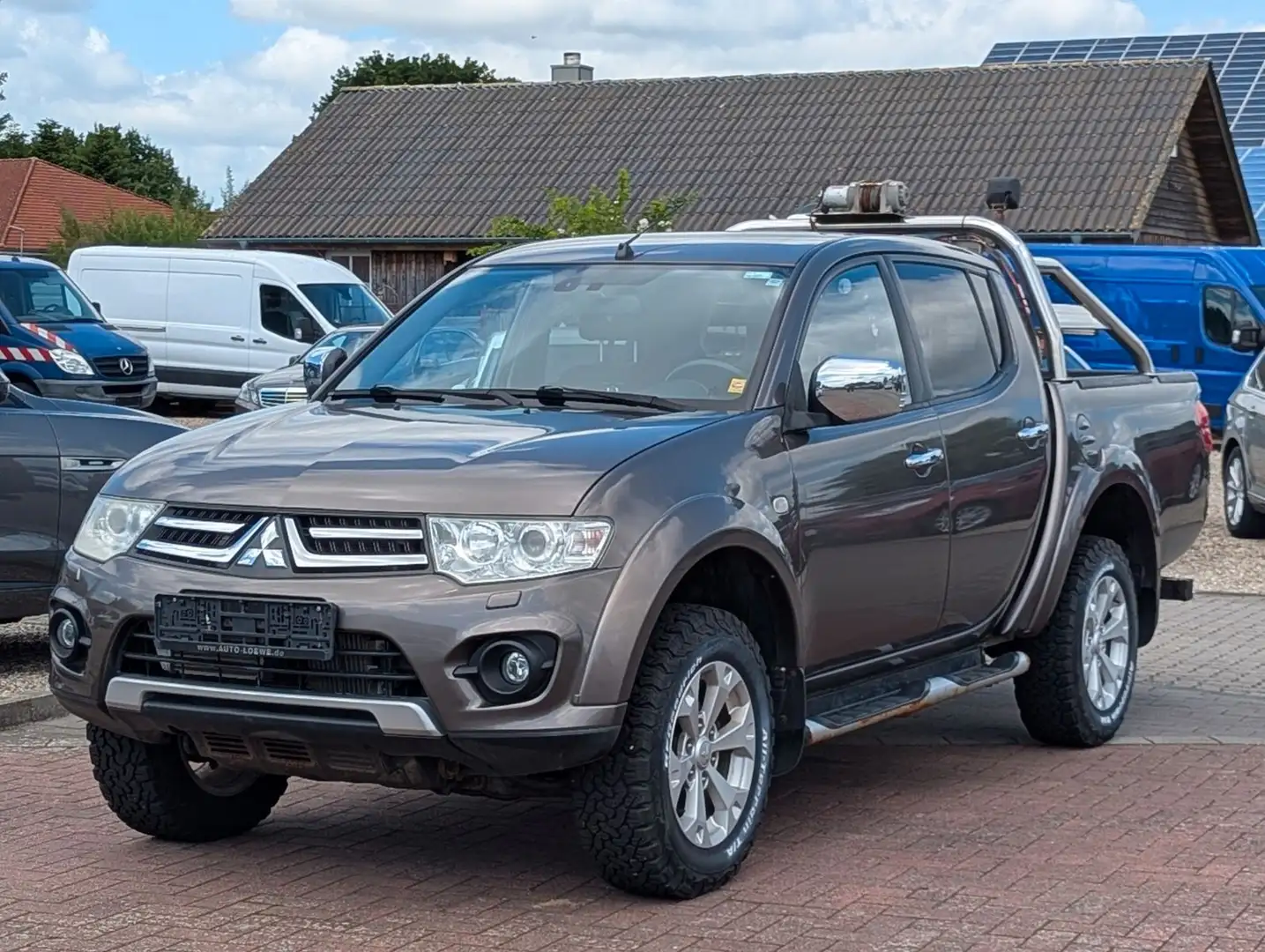 Mitsubishi L200 2.5 DI-D DoubleCab AUTOMATIK KLIMA TEMPO - 1