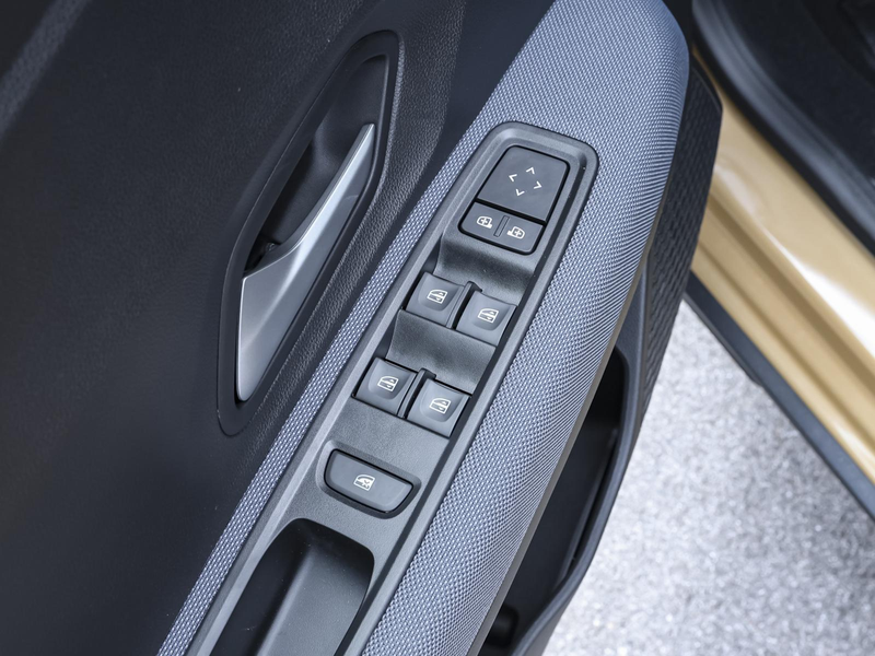 Dacia Sandero Stepway Expression TCe 110 SHZ PDC KLIMA — photo 12
