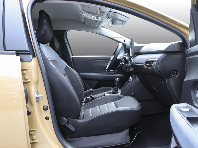Dacia Sandero Stepway Expression TCe 110 SHZ PDC KLIMA — photo 4