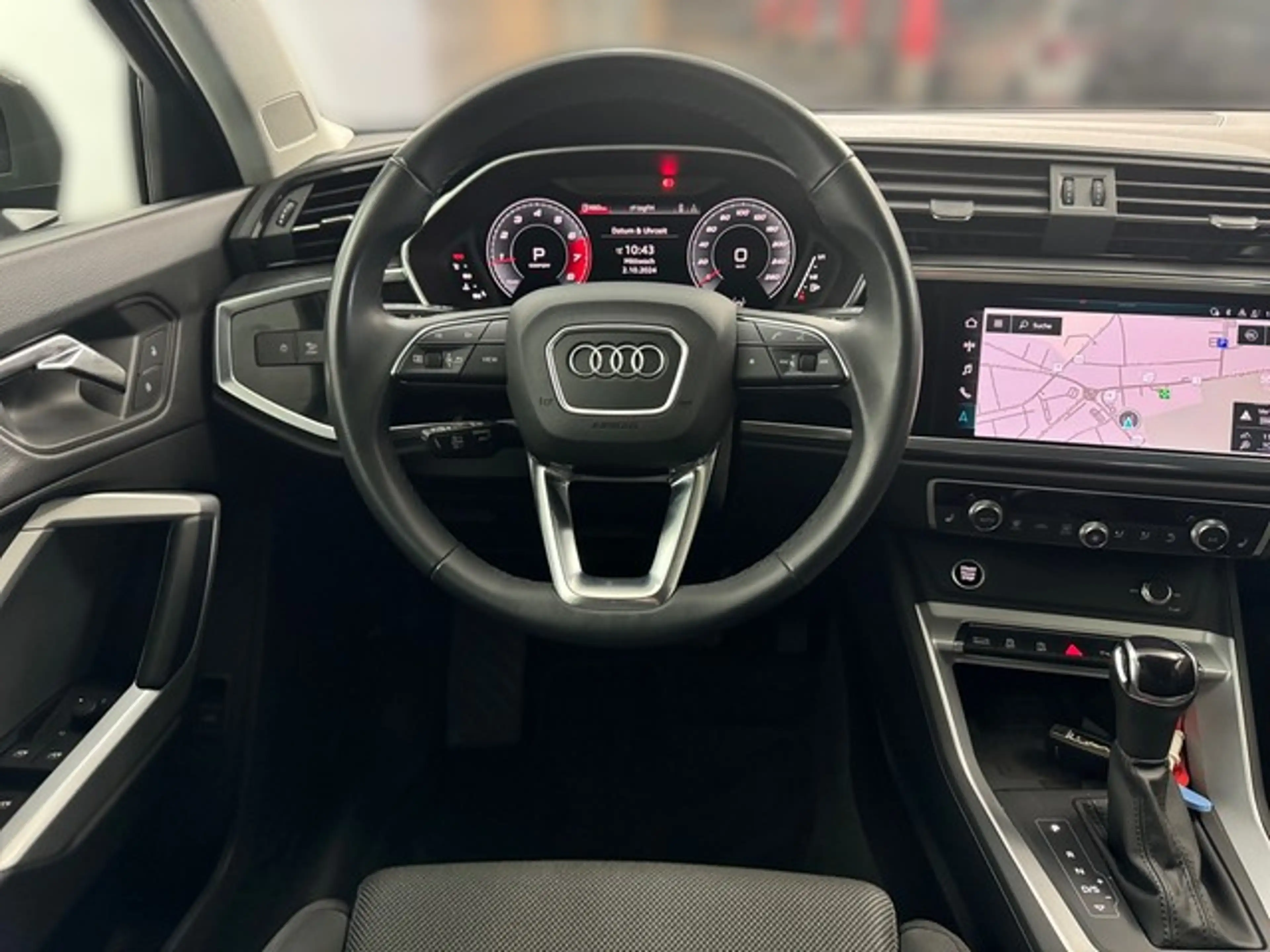 Audi Q3 advanced LED BUSINESS KAMERA NAVI KOMFORTPAKET ... — photo 8