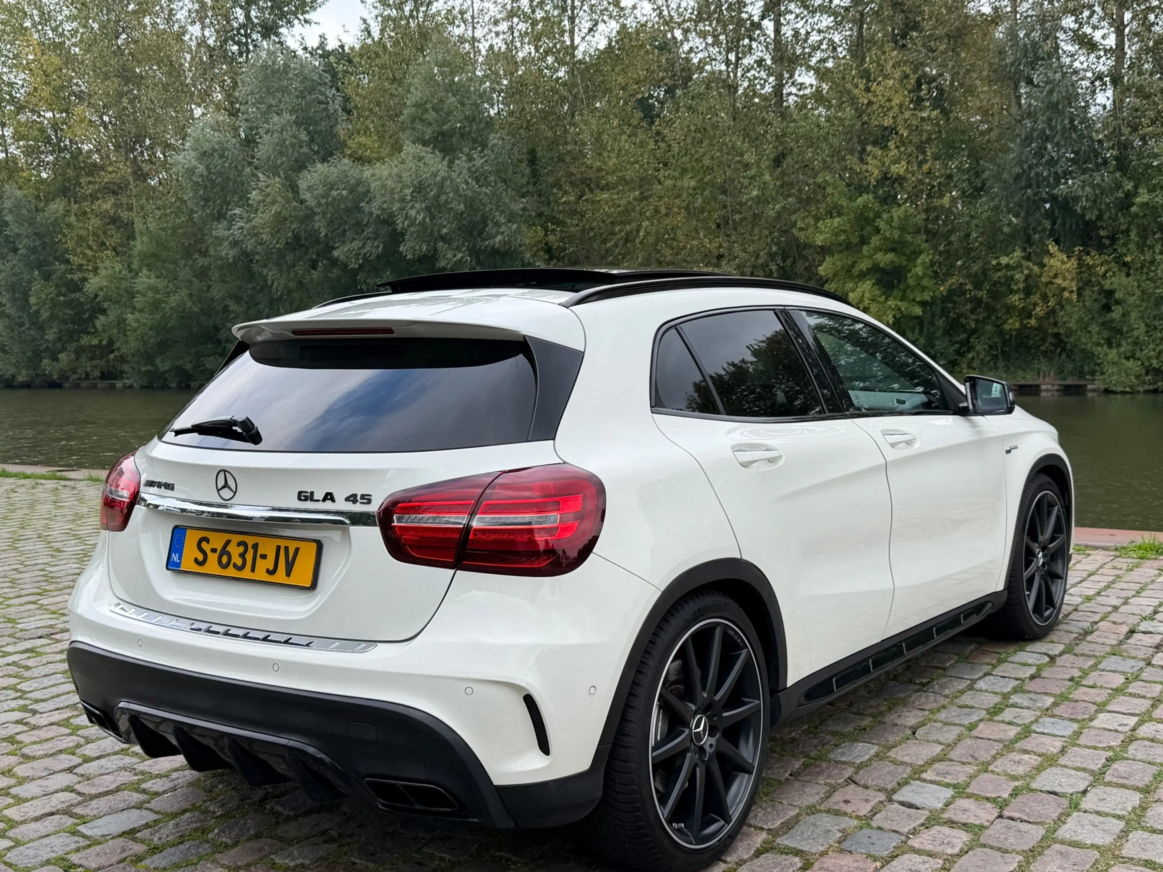 Mercedes-Benz GLA 45 AMG 4MATIC Premium Plus DEALER ONDERHOUDEN H&K SOUND D — photo 7
