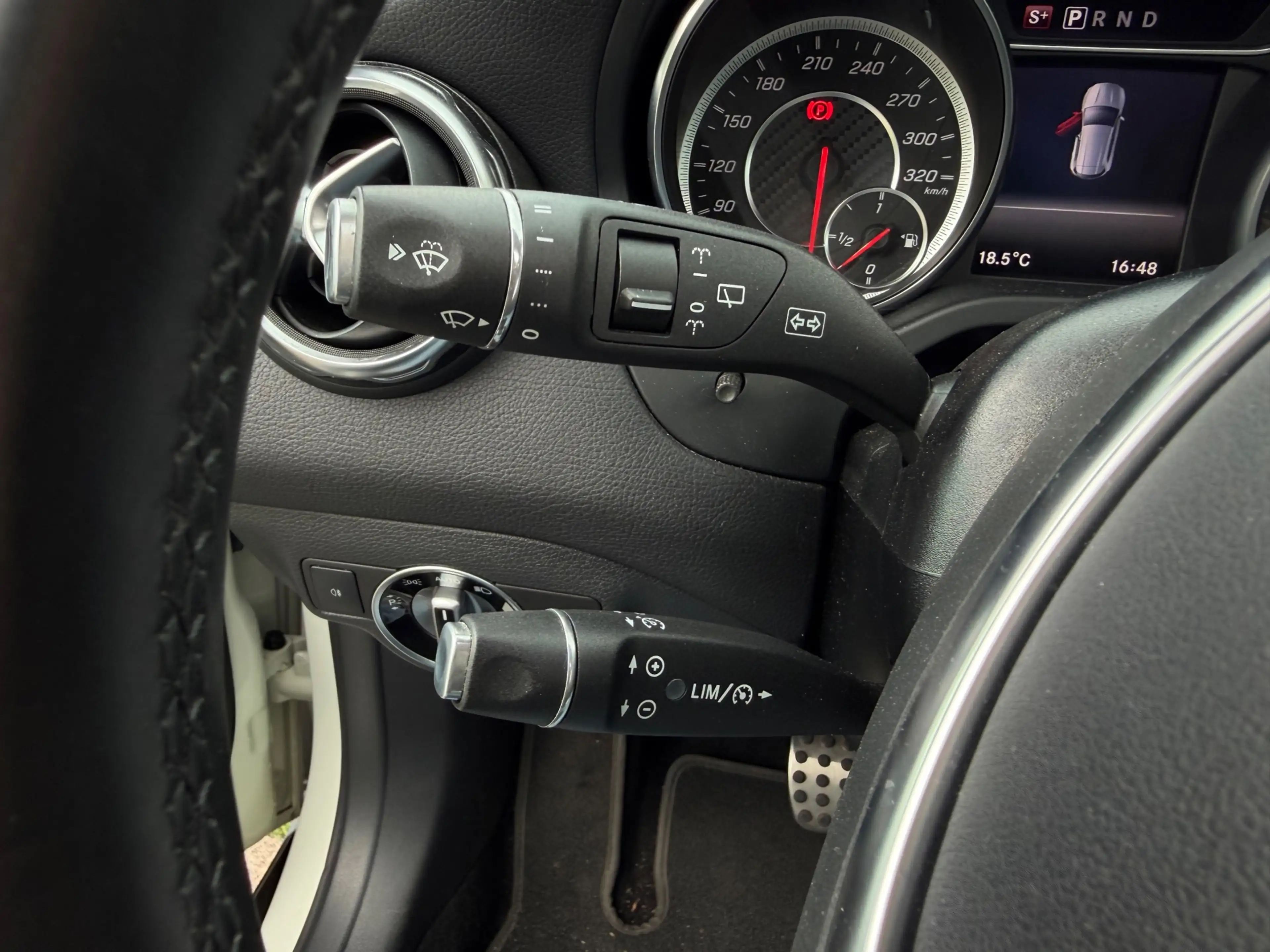 Mercedes-Benz GLA 45 AMG 4MATIC Premium Plus DEALER ONDERHOUDEN H&K SOUND D — photo 18