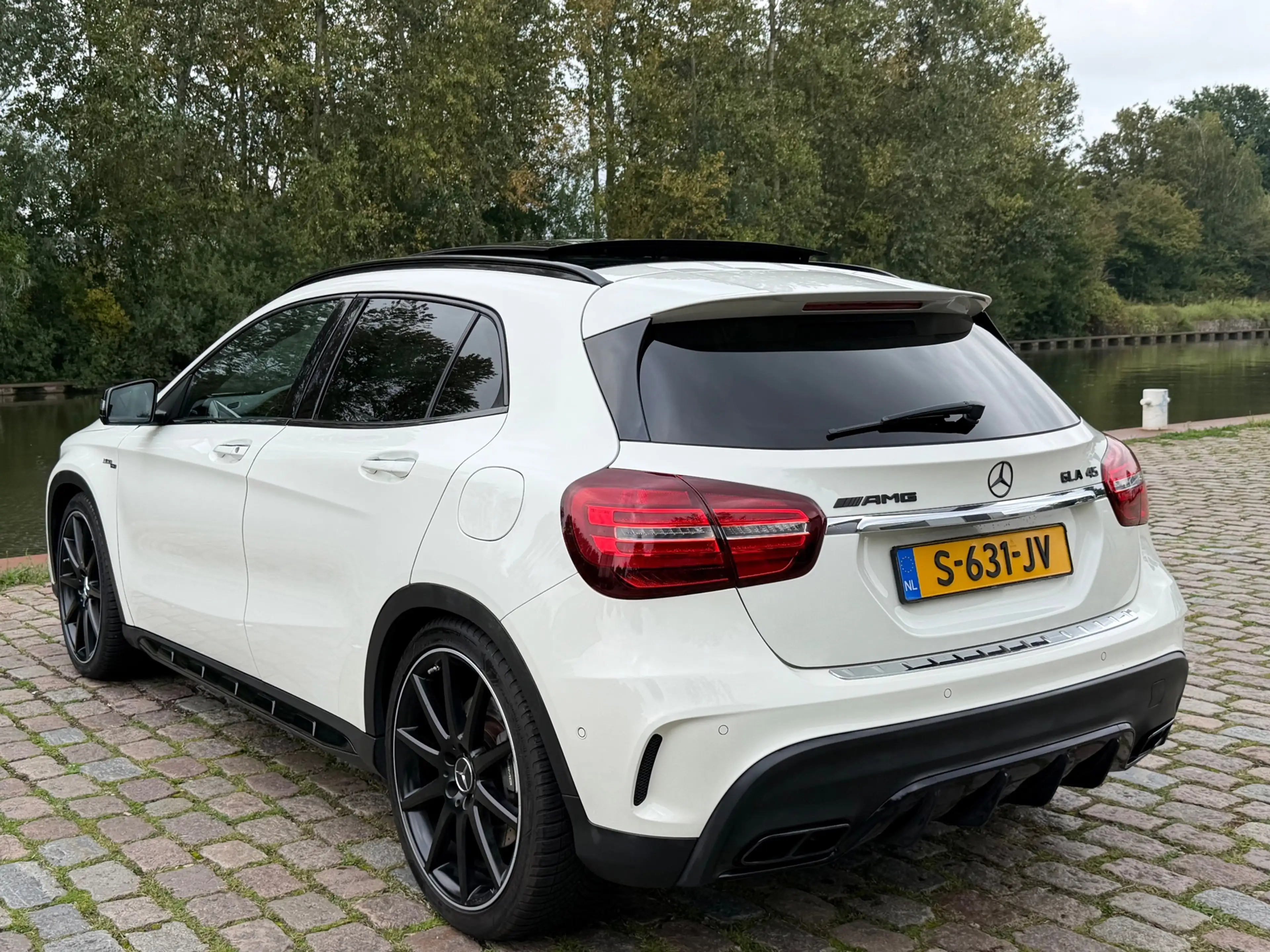 Mercedes-Benz GLA 45 AMG 4MATIC Premium Plus DEALER ONDERHOUDEN H&K SOUND D — photo 6