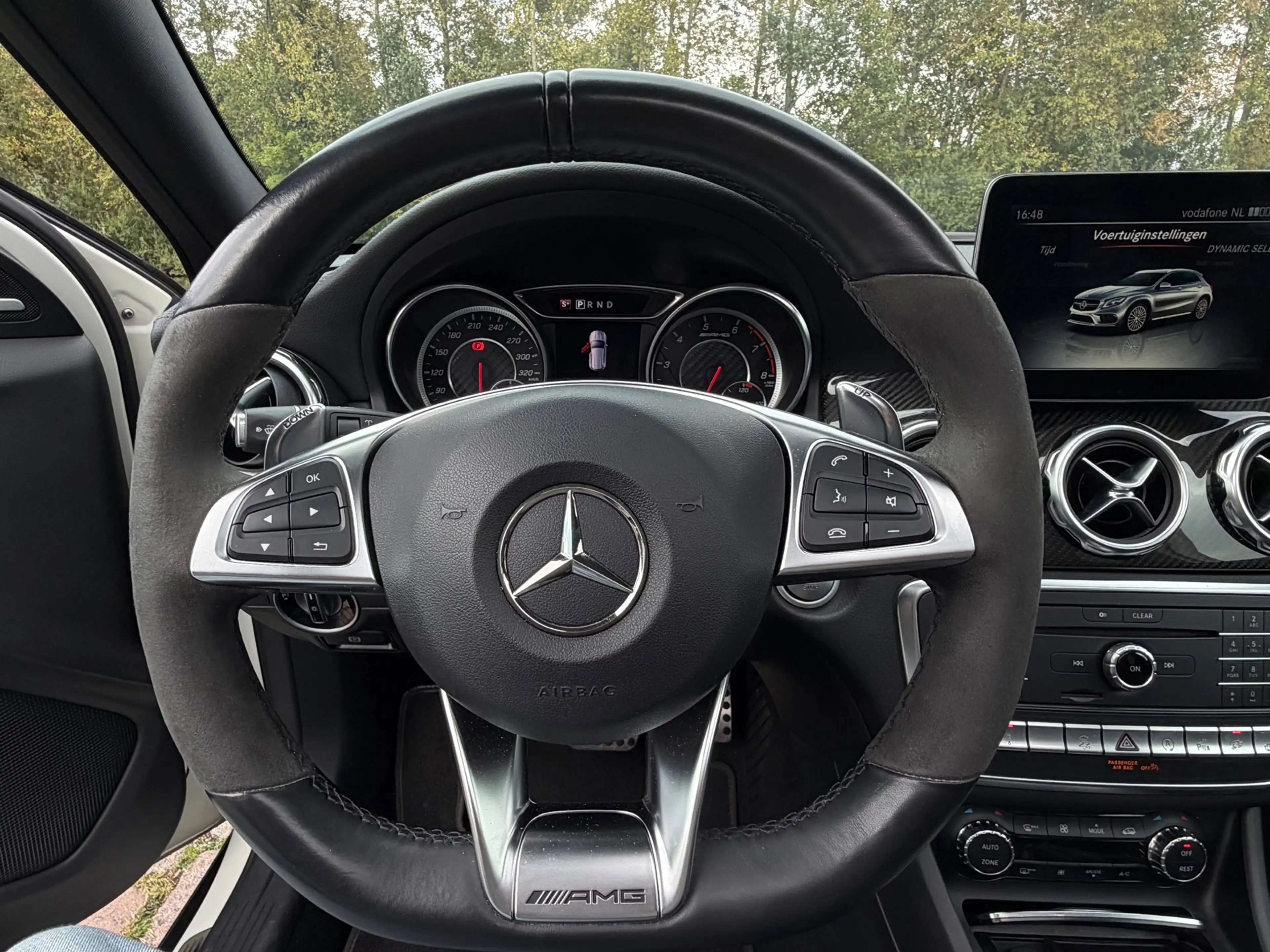 Mercedes-Benz GLA 45 AMG 4MATIC Premium Plus DEALER ONDERHOUDEN H&K SOUND D — photo 19