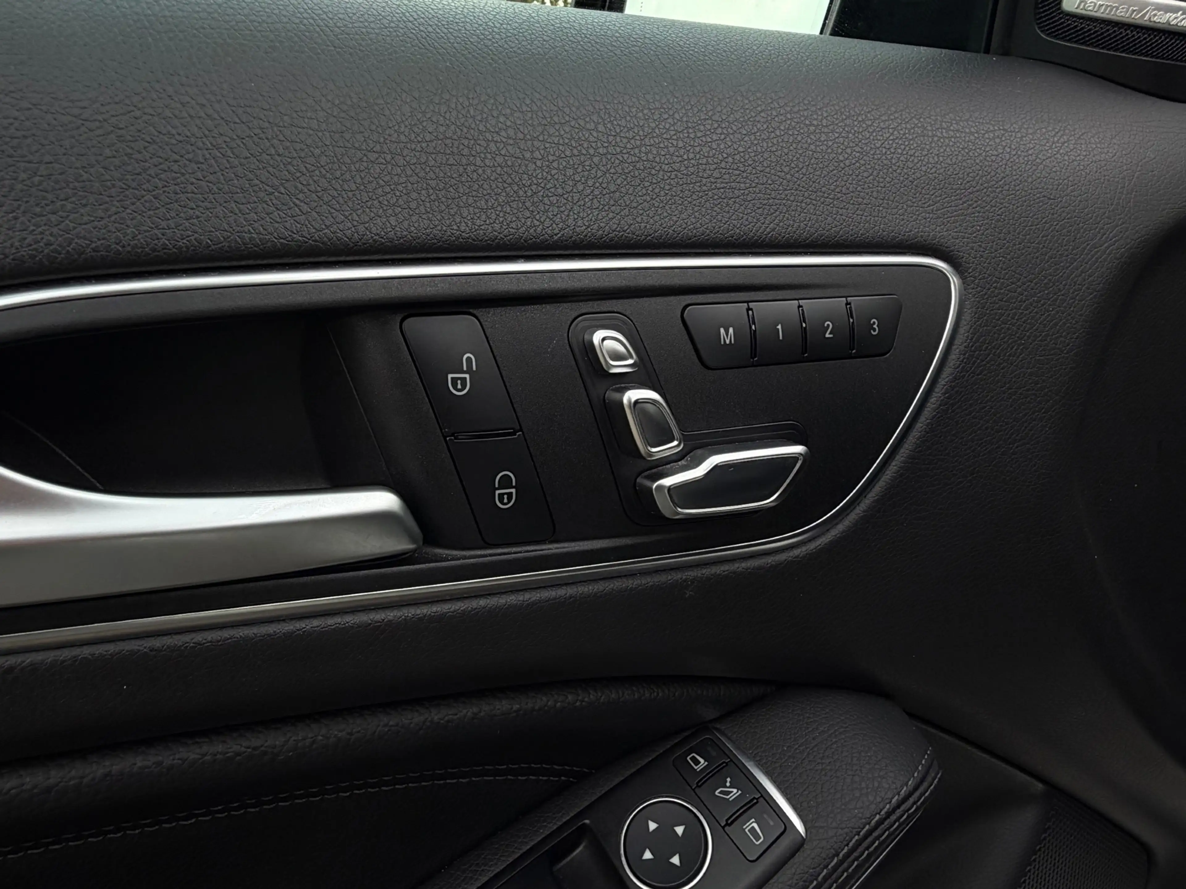 Mercedes-Benz GLA 45 AMG 4MATIC Premium Plus DEALER ONDERHOUDEN H&K SOUND D — photo 15