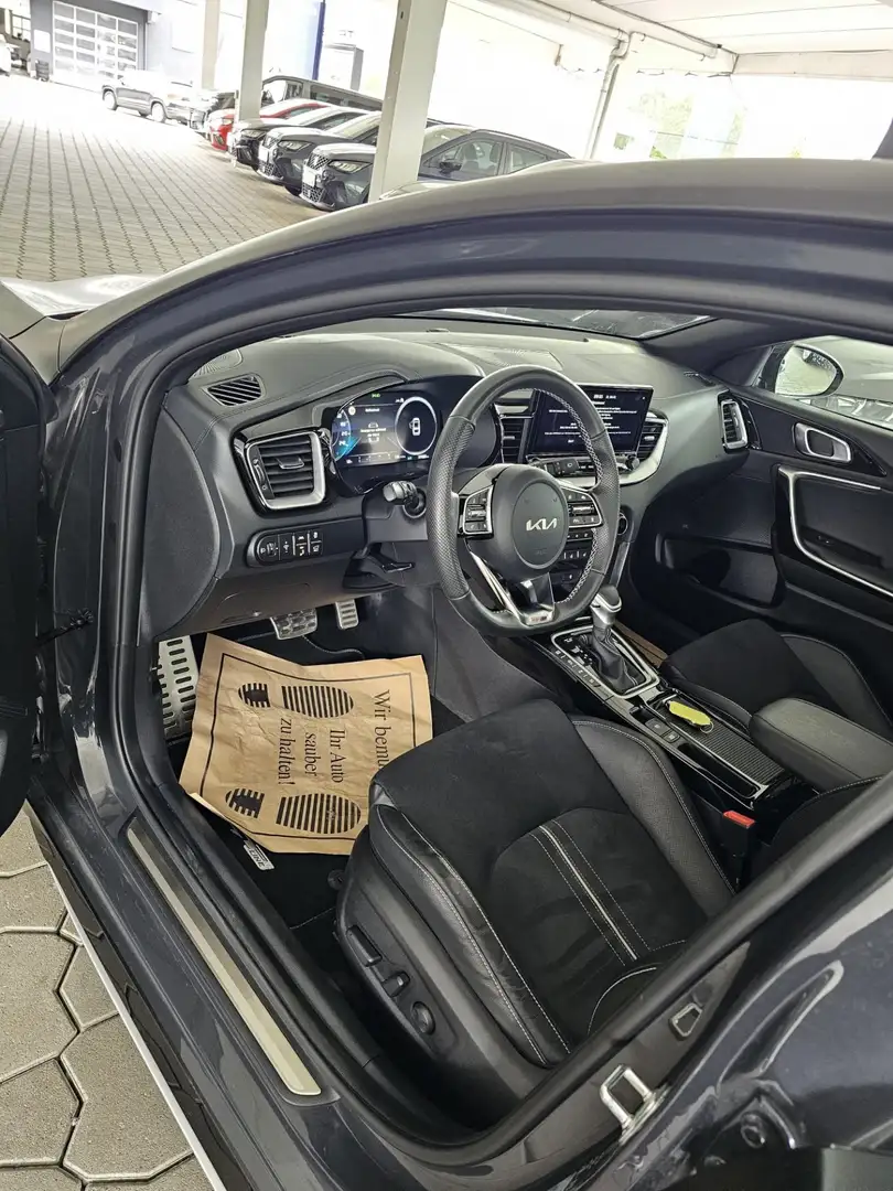 Kia ProCeed / pro_cee'd pro ceed 1,5 TGDI 48V GPF GT-Line DCT Schwarz - 1