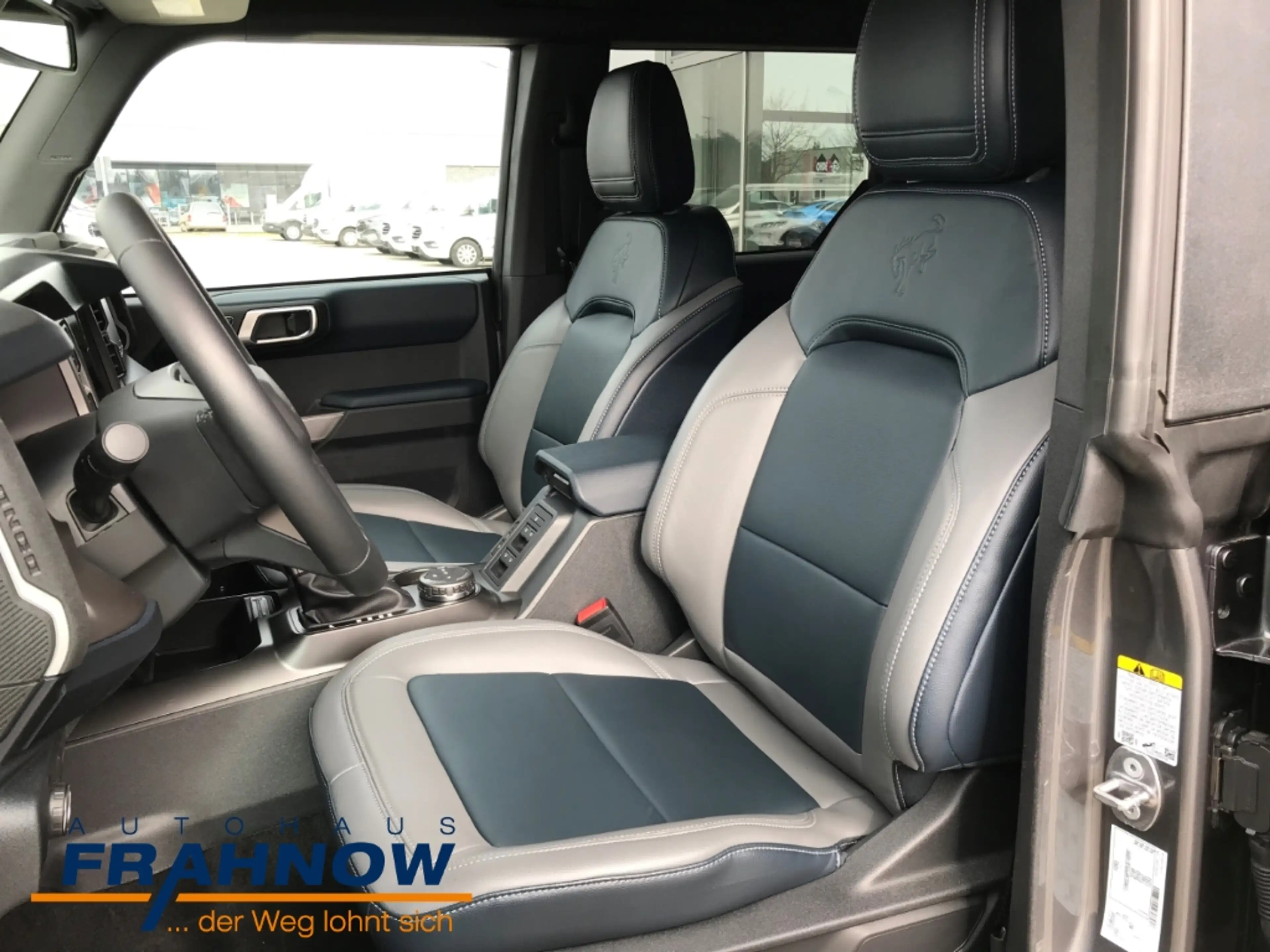 Ford Bronco 2.7 EcoBoost Outer Banks 4x4 LED NAVI ACC — photo 8