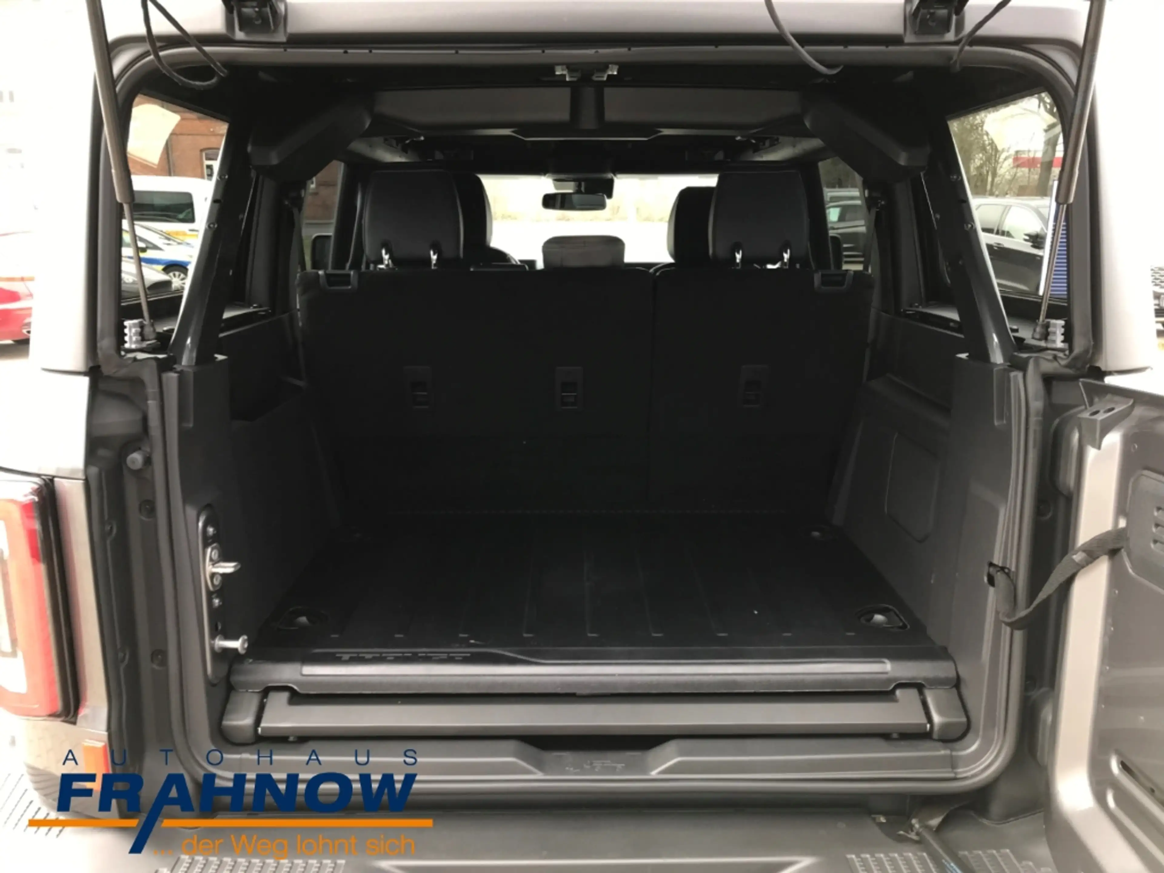 Ford Bronco 2.7 EcoBoost Outer Banks 4x4 LED NAVI ACC — photo 10