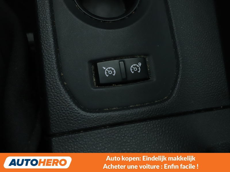 Dacia Duster 1.6 SCe Comfort — photo 10