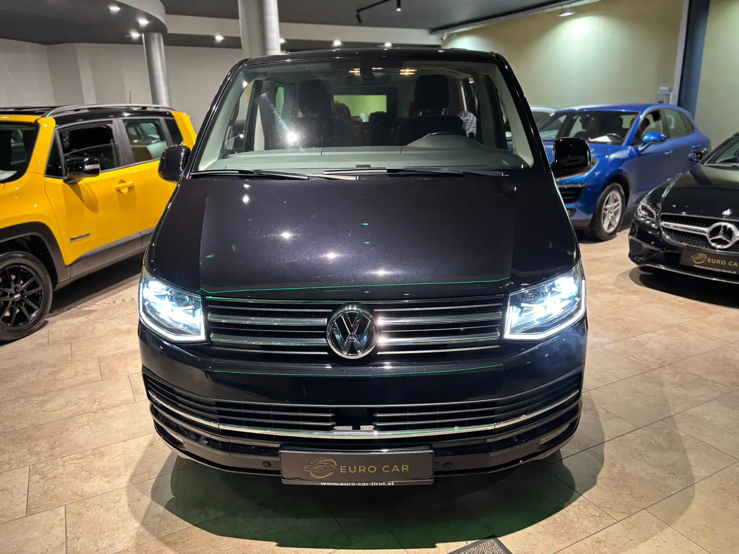 Volkswagen T6 Multivan Multivan Comfortline DSG Schwarz - 1
