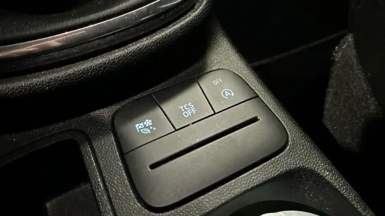 Ford Fiesta Active — photo 21