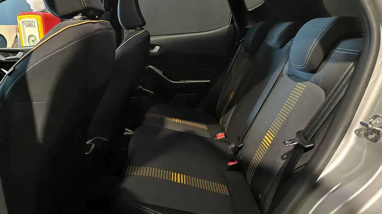 Ford Fiesta Active — photo 12