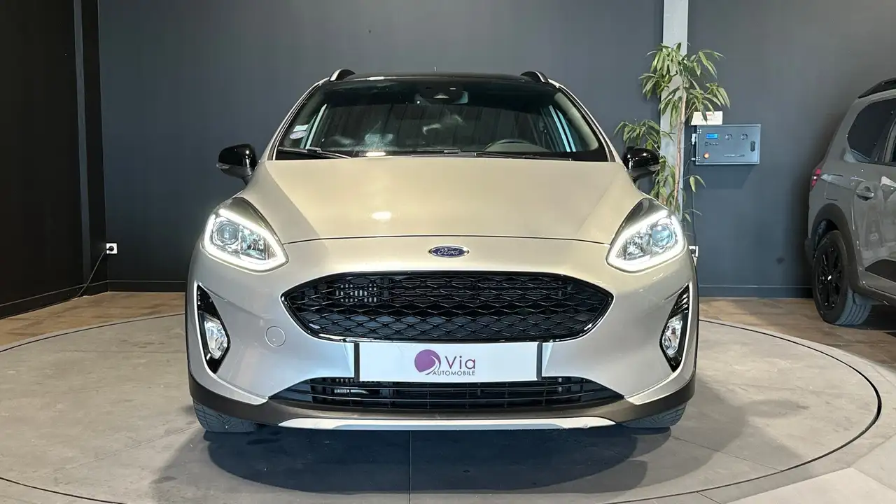 Ford Fiesta Active — photo 2