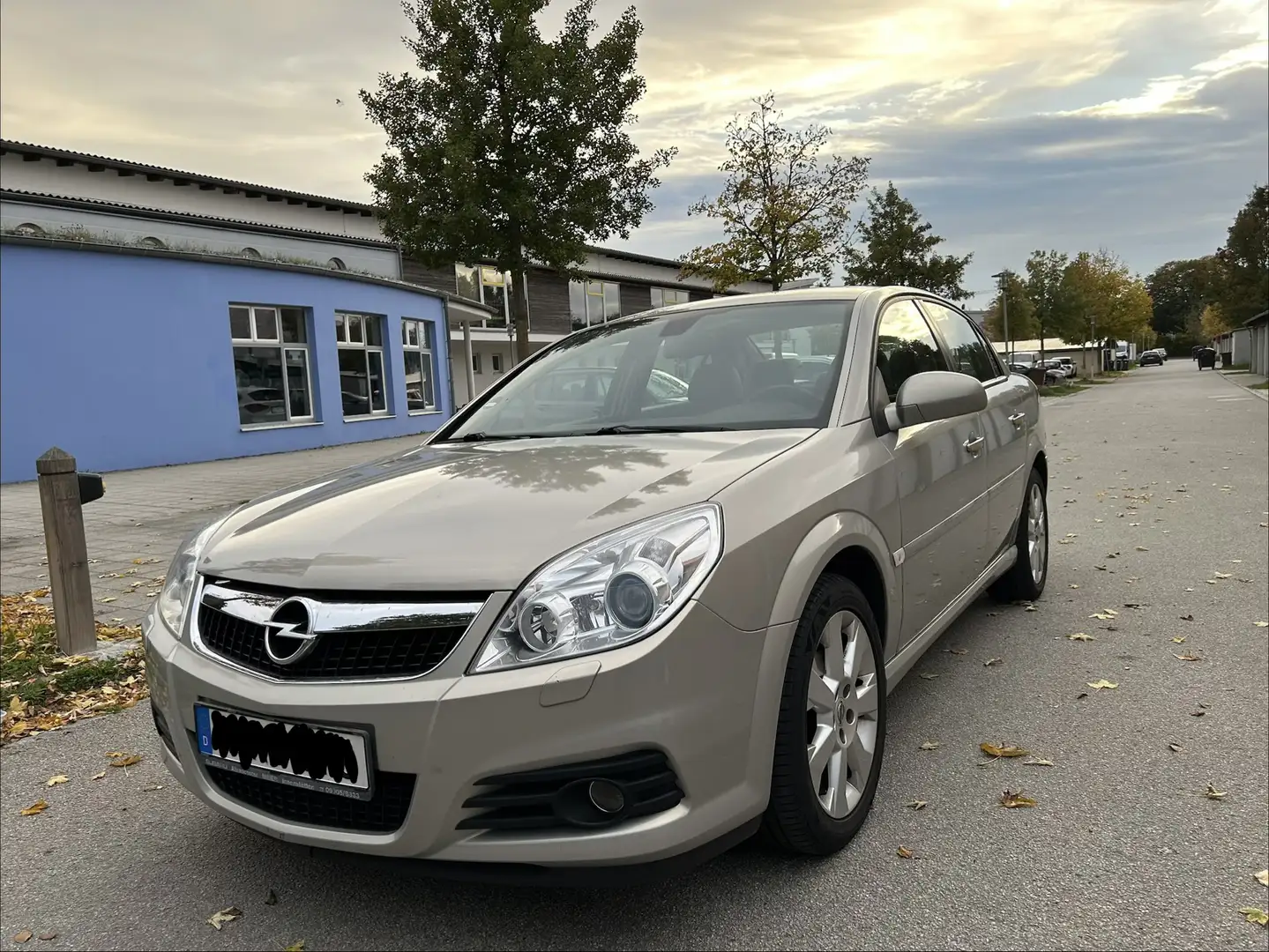 Opel Vectra 2.2 - 1