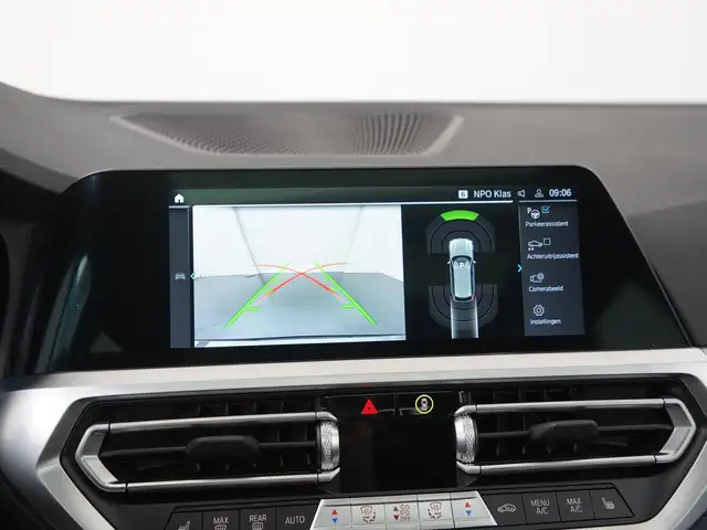 BMW 3 Series view 20