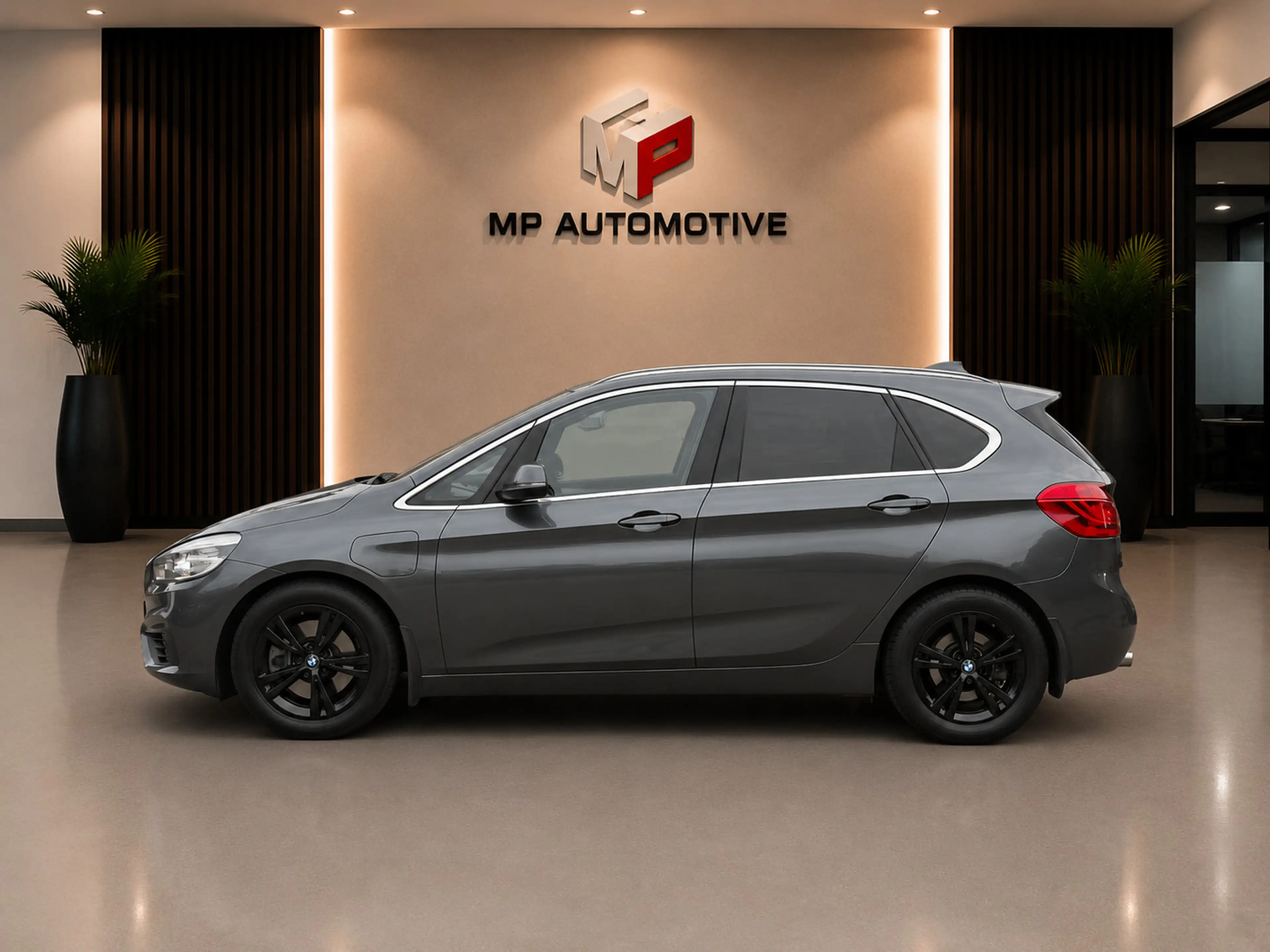 BMW 225 2-serie Active Tourer 225xe iPerformance Centennia — photo 7