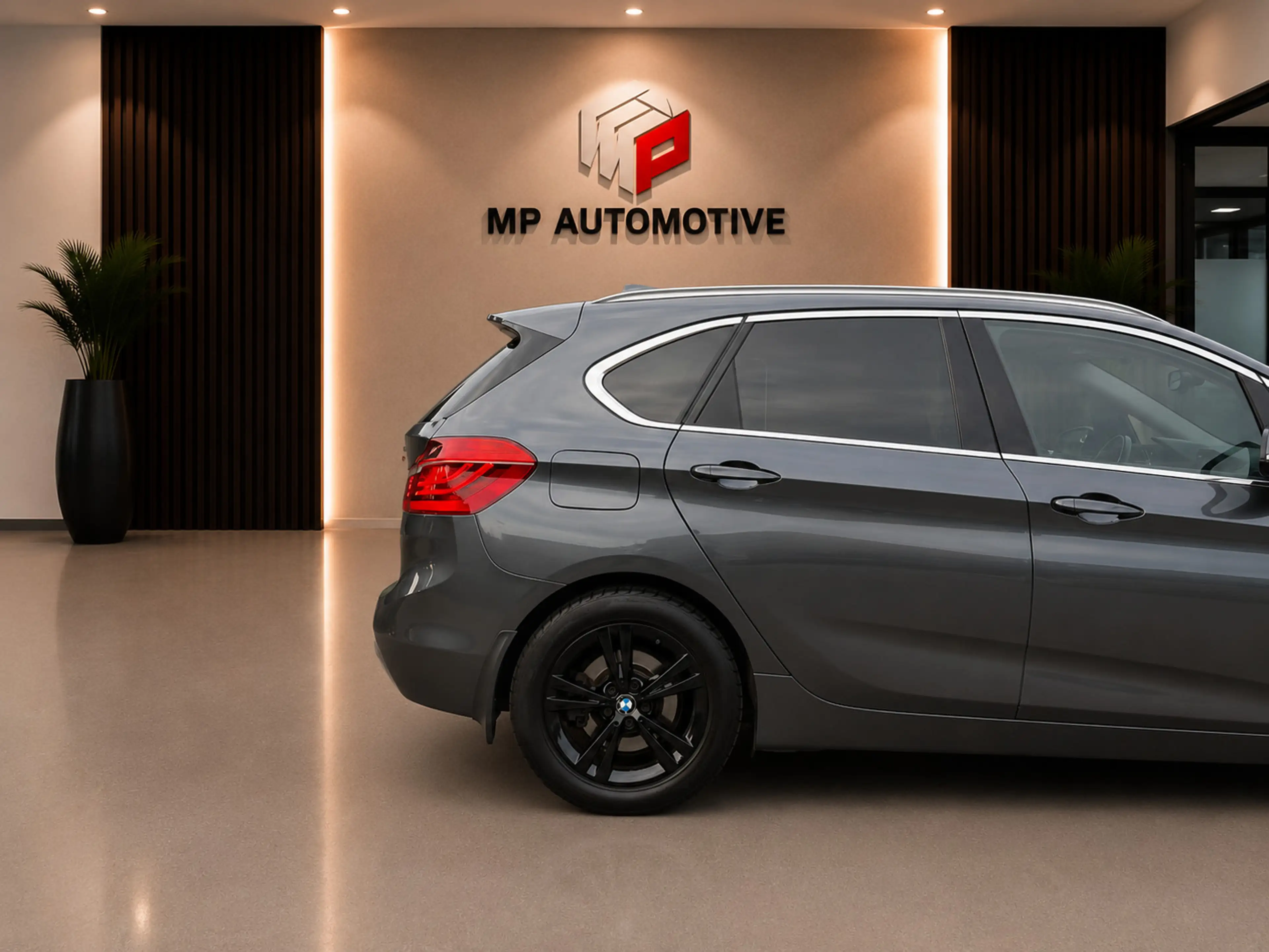 BMW 225 2-serie Active Tourer 225xe iPerformance Centennia — photo 11