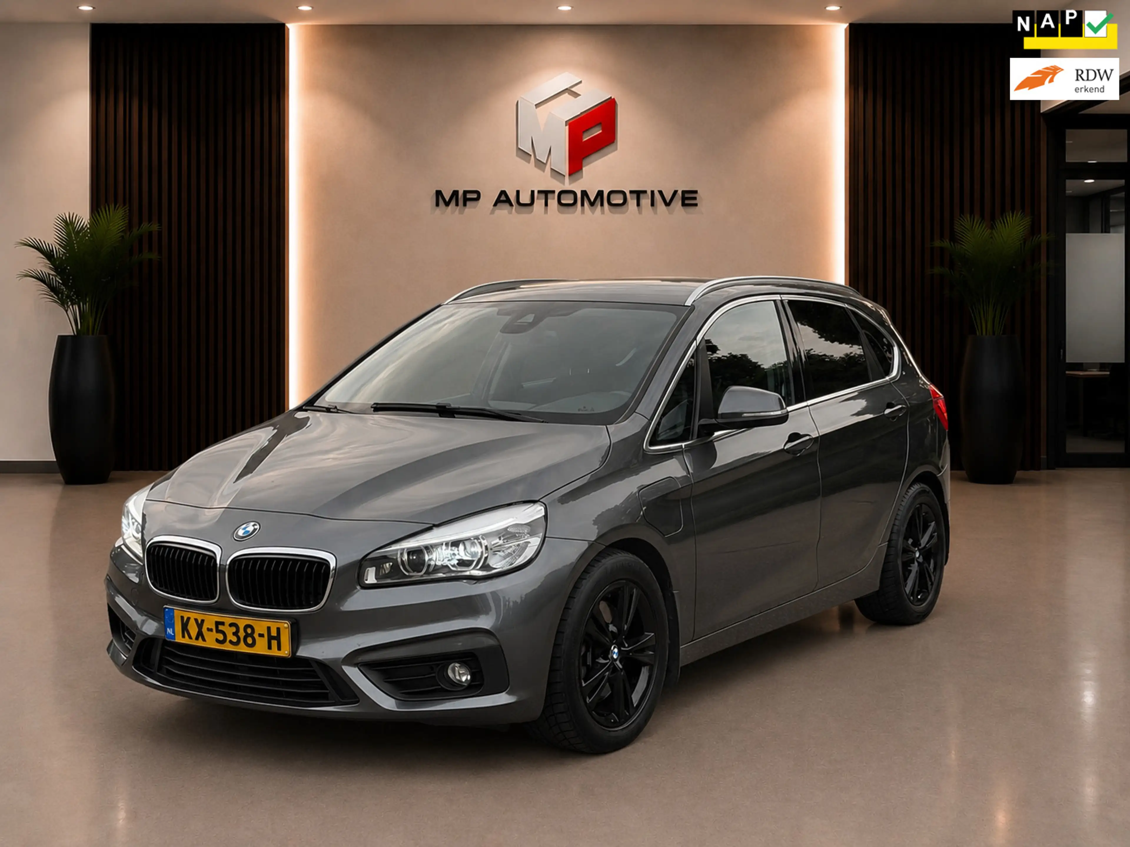 BMW 225 2-serie Active Tourer 225xe iPerformance Centennia