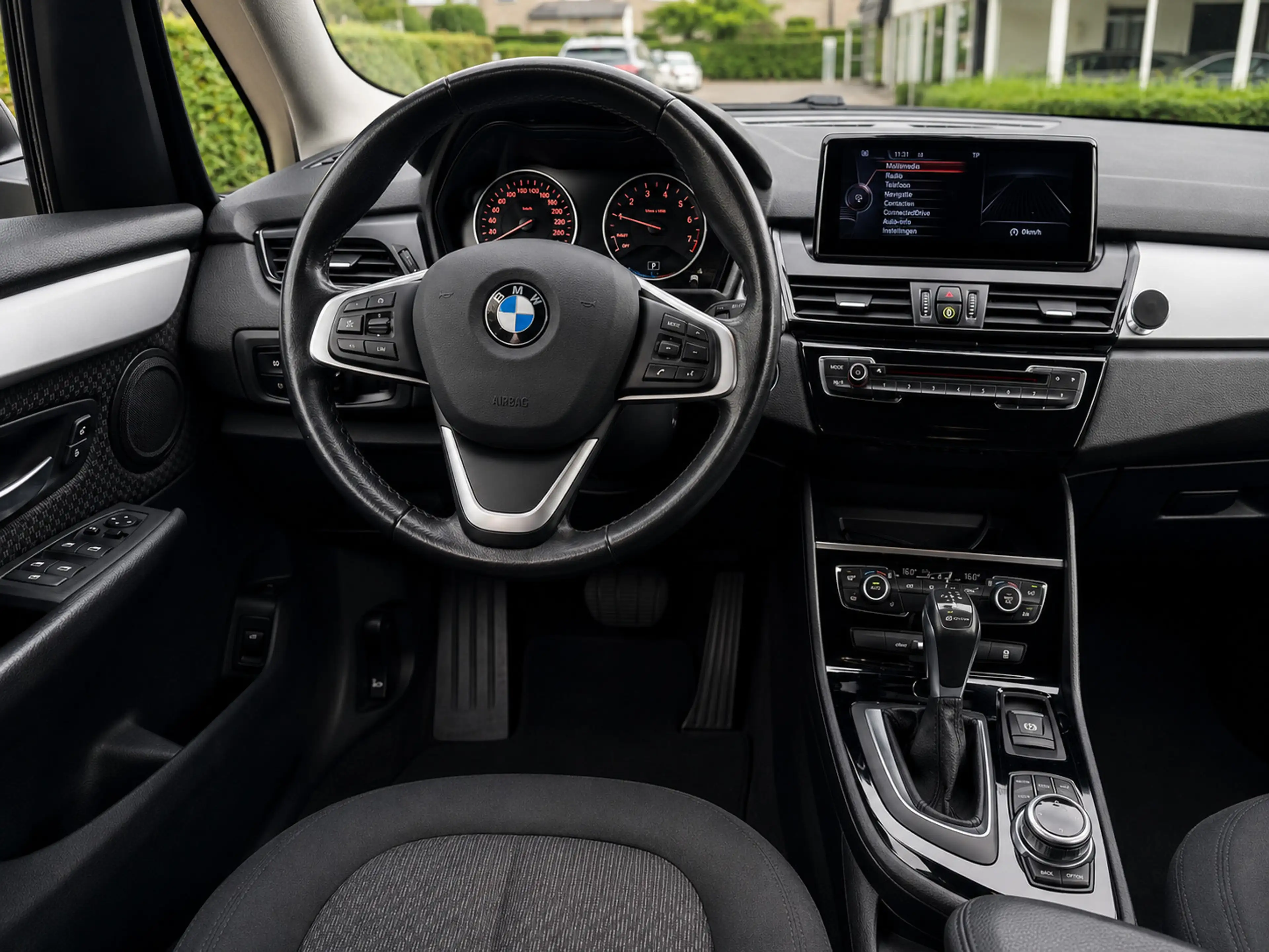 BMW 225 2-serie Active Tourer 225xe iPerformance Centennia — photo 12
