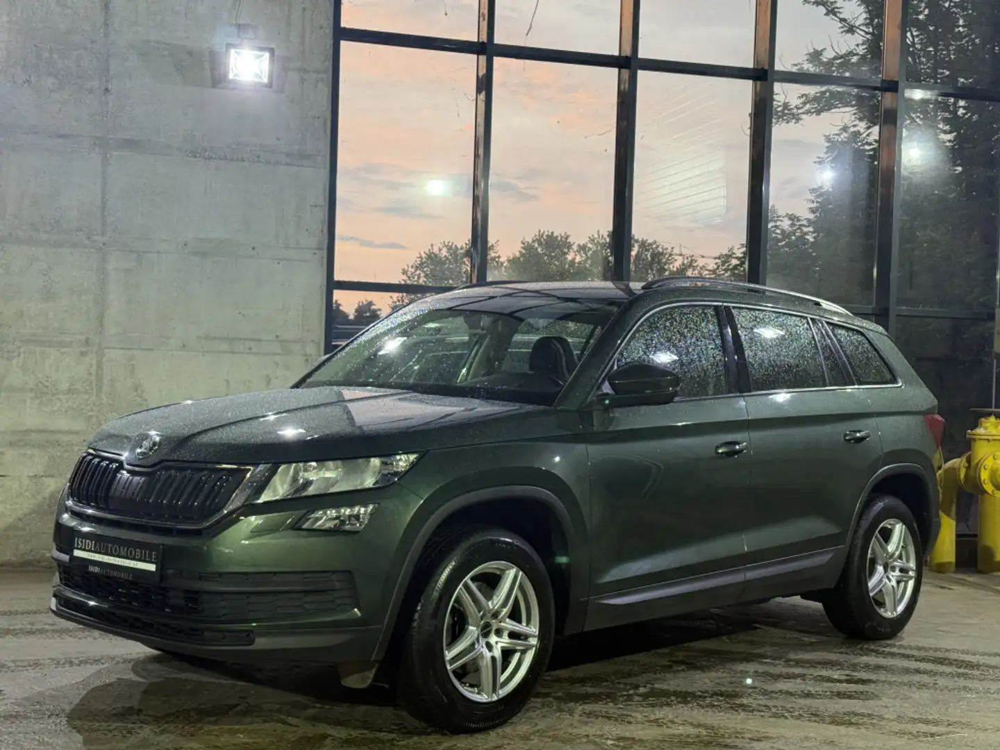 Skoda Kodiaq TSI Active Navi Sitzheizung PDC Abneh.AHK Vert - 2
