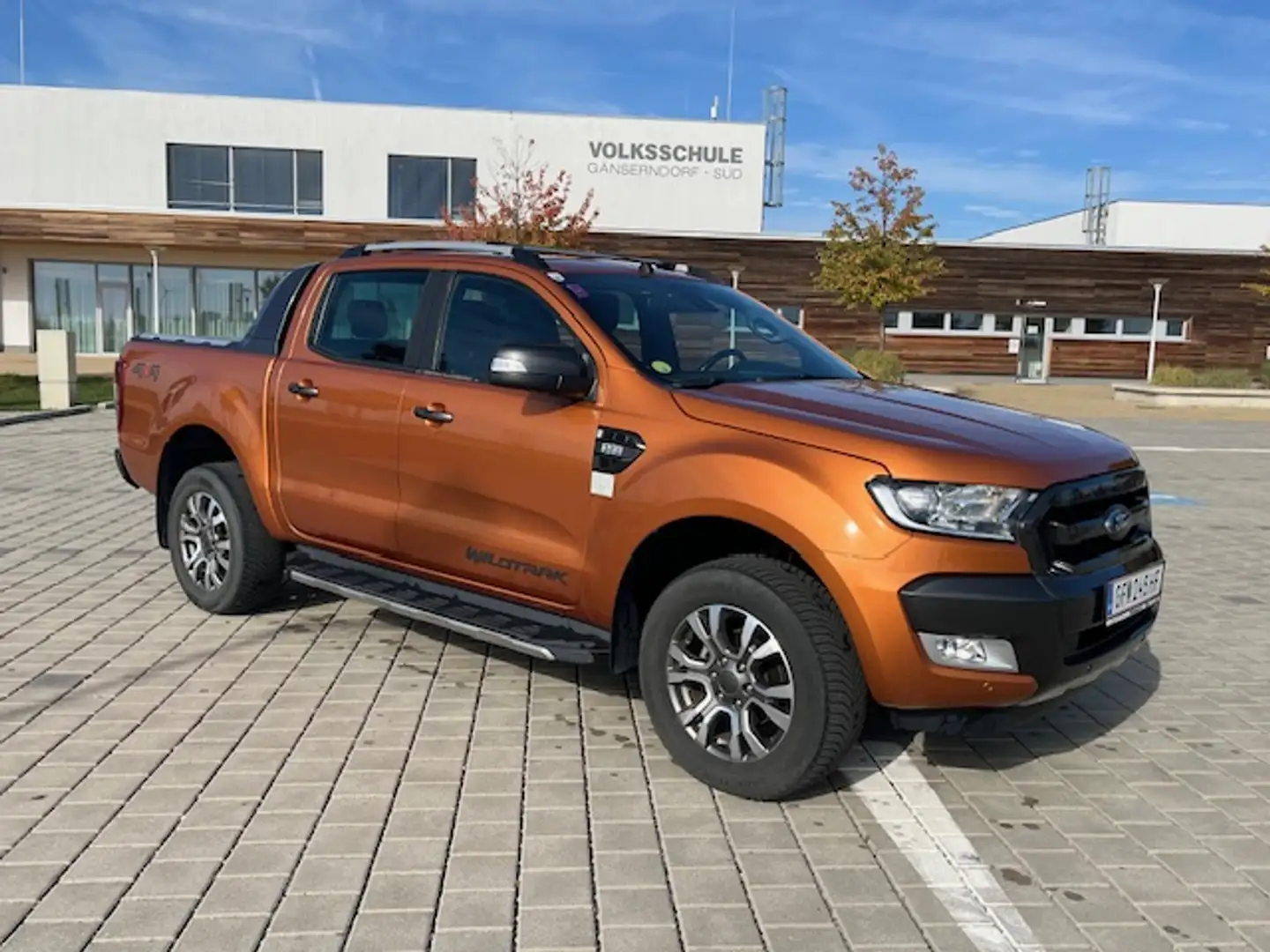 Ford Ranger Ranger Doppelkabine Wildtrak 4x4 3,2 TDCi Aut. Wildtrak Orange - 1