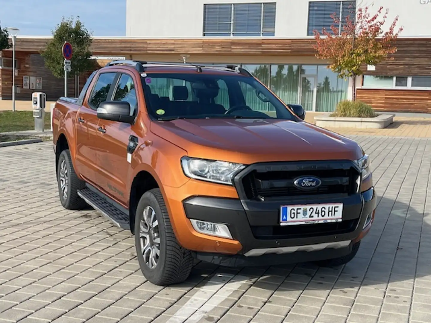 Ford Ranger Ranger Doppelkabine Wildtrak 4x4 3,2 TDCi Aut. Wildtrak Orange - 2