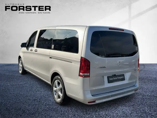 Mercedes-Benz Vito 116 CDI Tourer SELECT 4x4 Stdhzg FAP RKam Ansicht 4