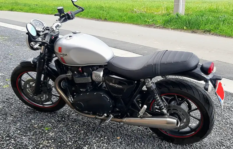 Triumph Street Twin - foto 2