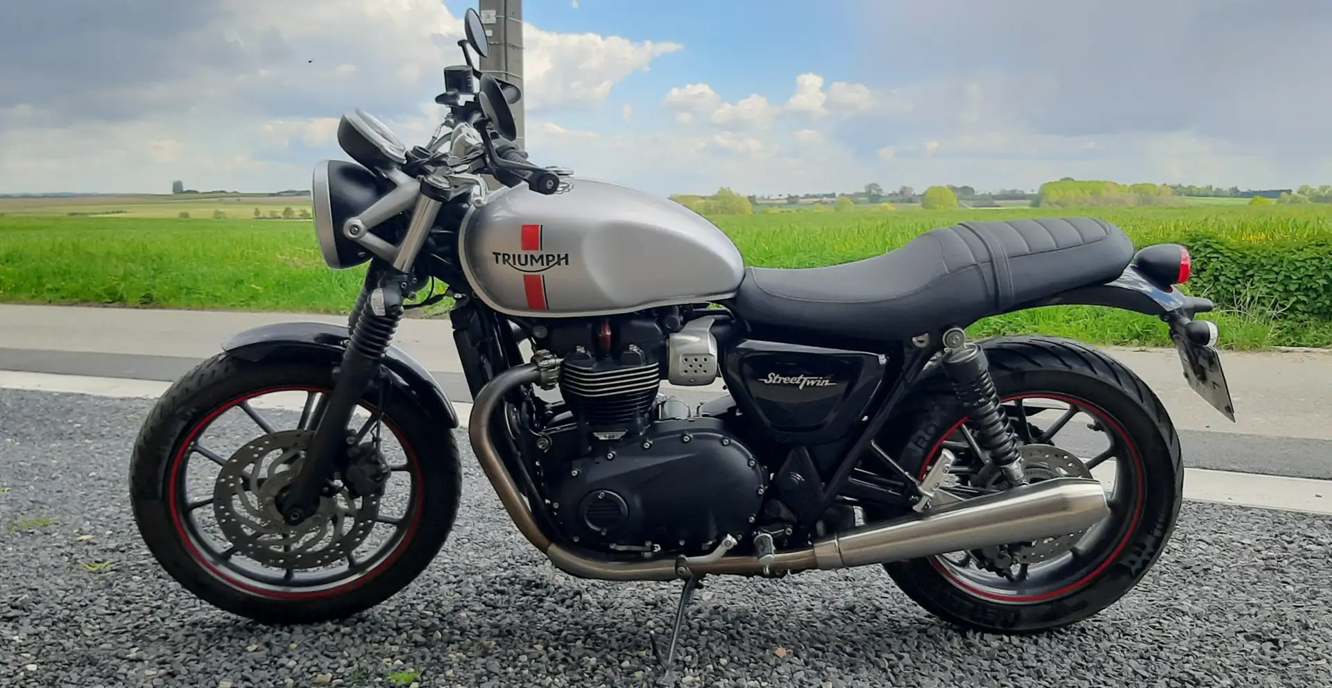 Triumph Street Twin Srebrny - 1