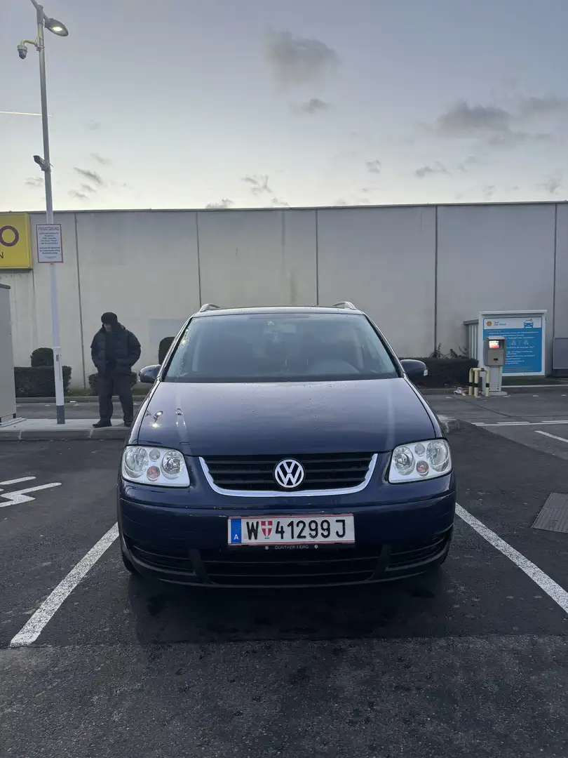 Volkswagen Touran Blau - 2