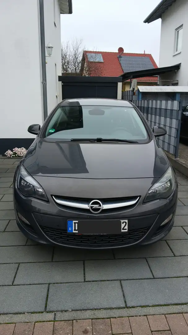 Opel Astra Grau - 1