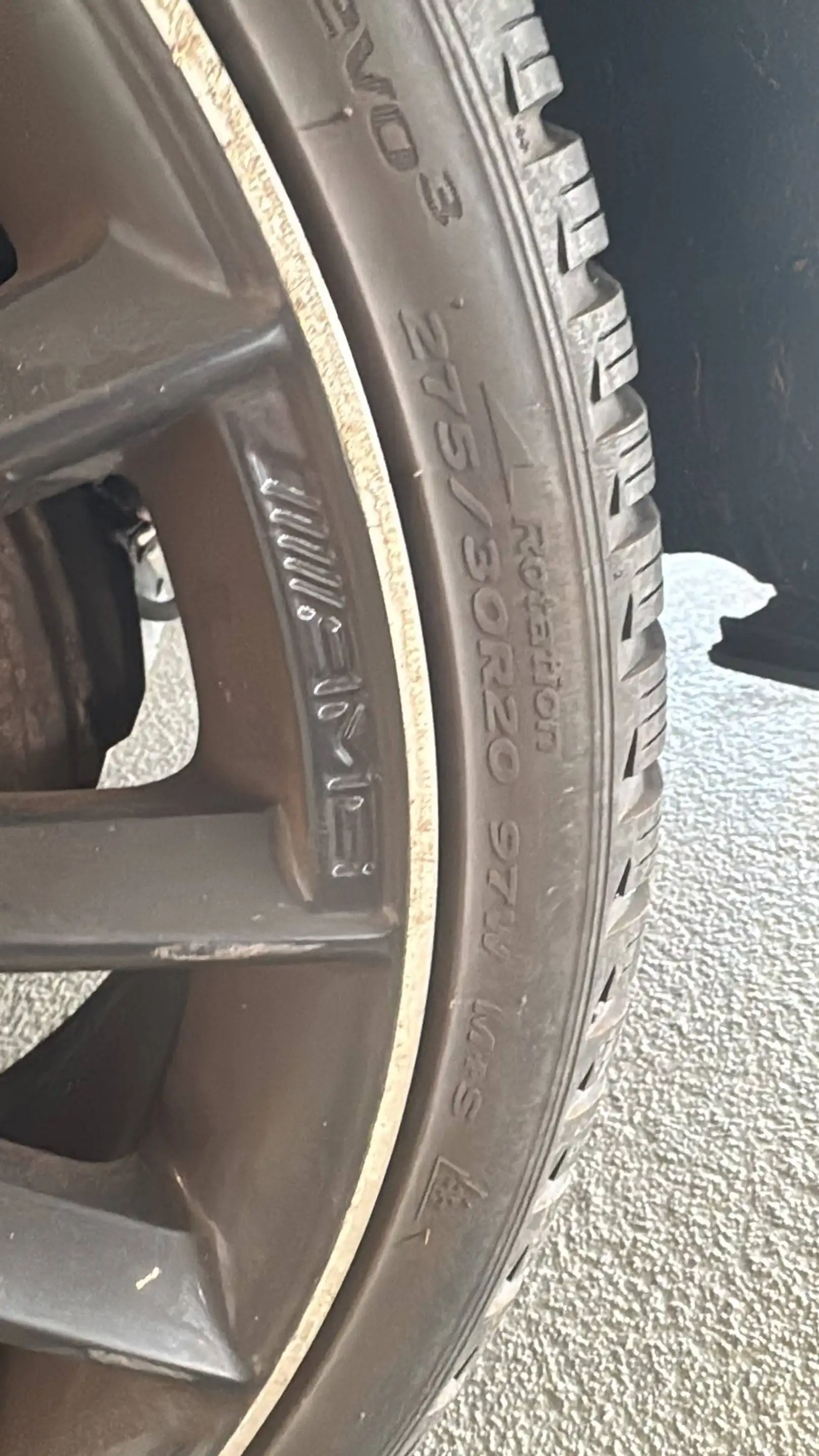 BMW X6 — photo 14