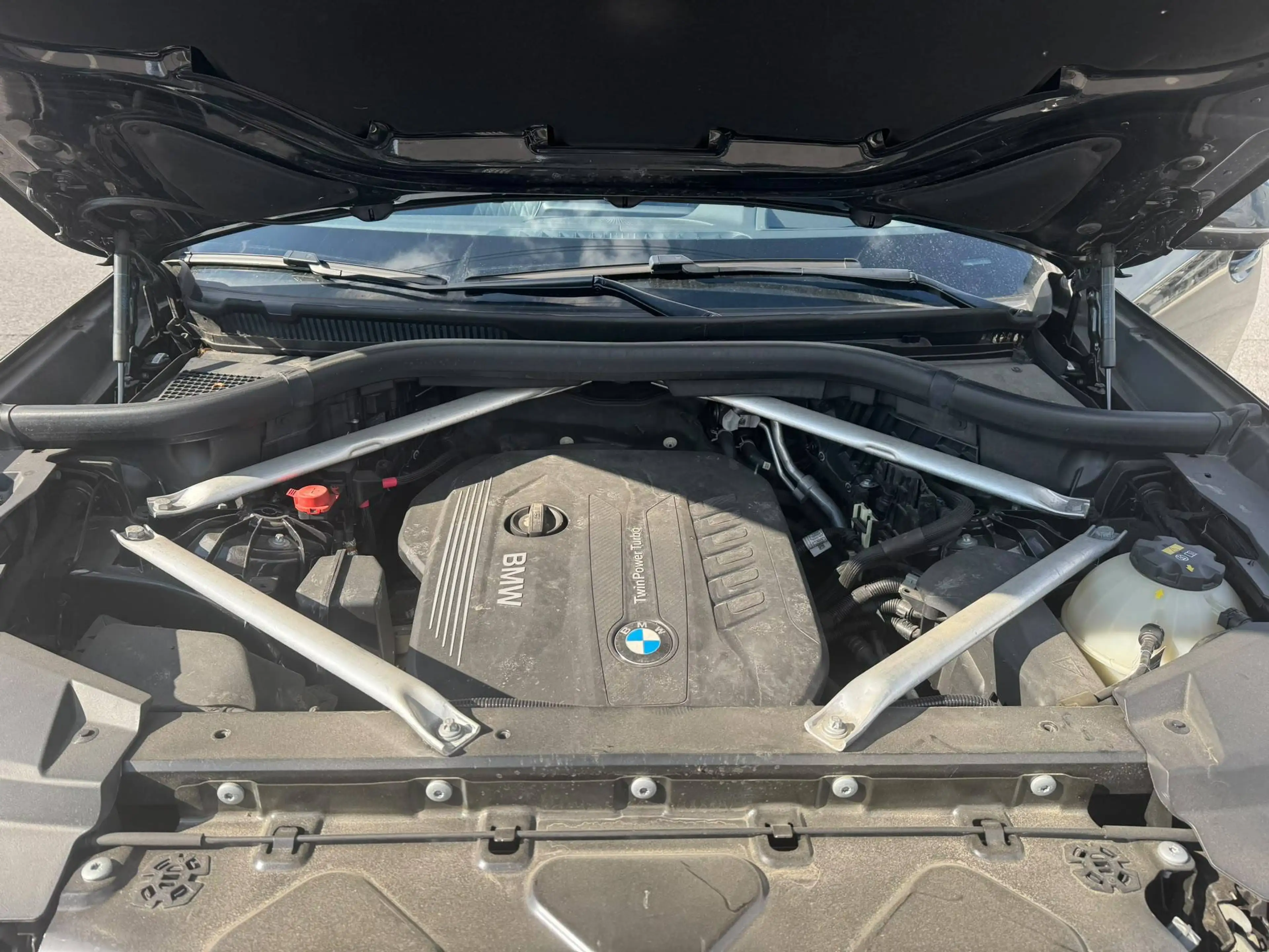 BMW X6 — photo 4