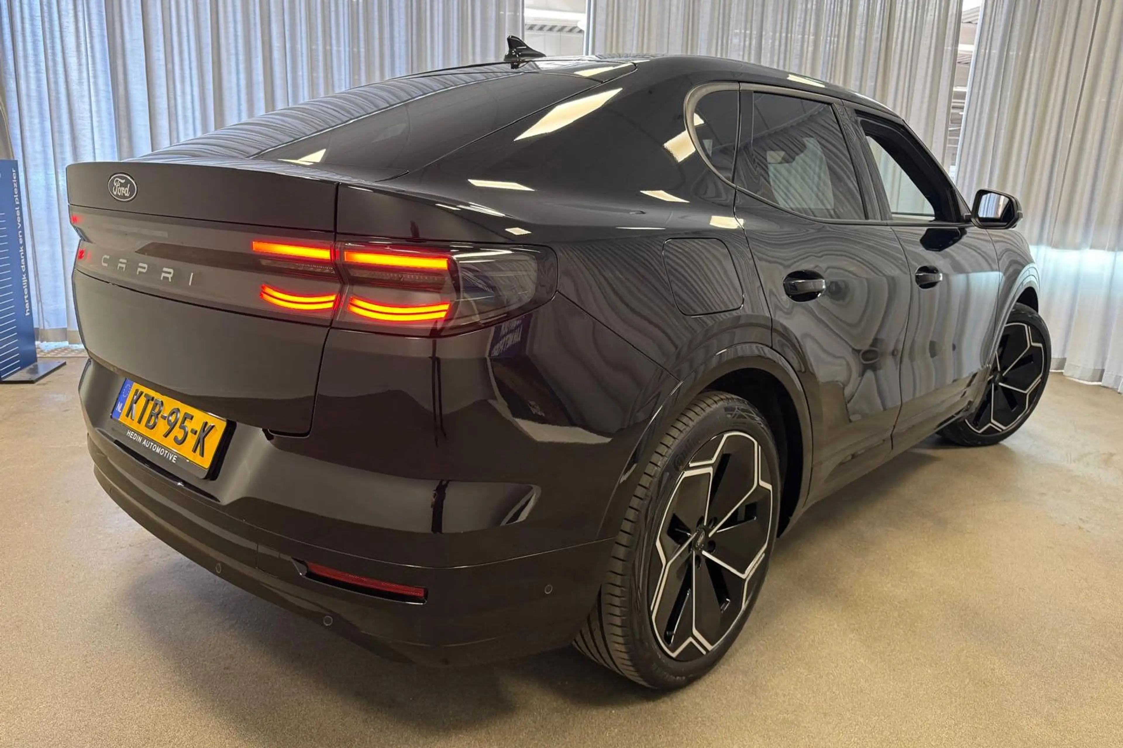 Ford Capri Premium Extended Range RWD 79 kWh | Driver Assist. — photo 2