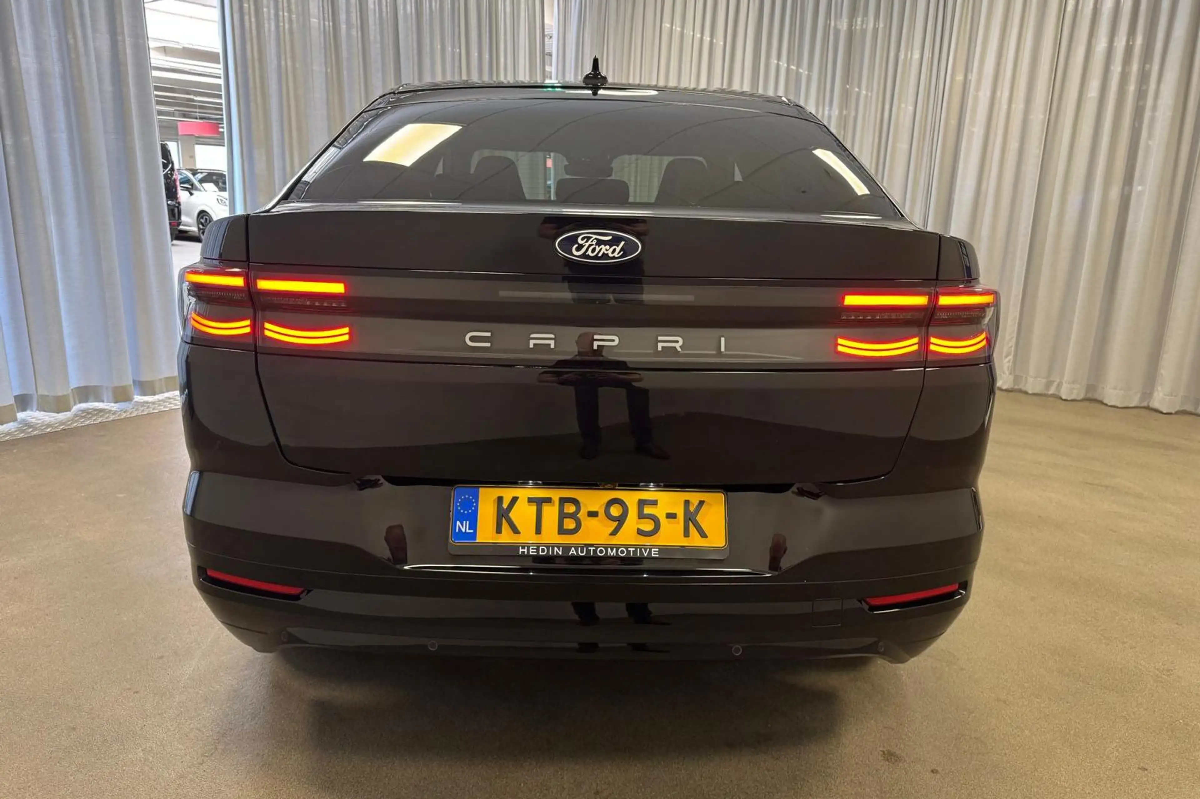 Ford Capri Premium Extended Range RWD 79 kWh | Driver Assist. — photo 9