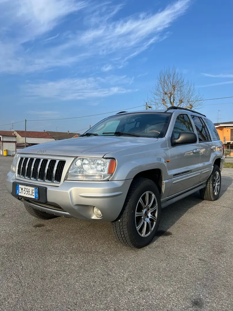 Jeep Grand Cherokee 2.7 crd Overland auto Argento - 1