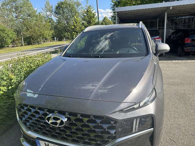 Imagine Hyundai SANTA FE Signature Plug-In Hybrid 4WD