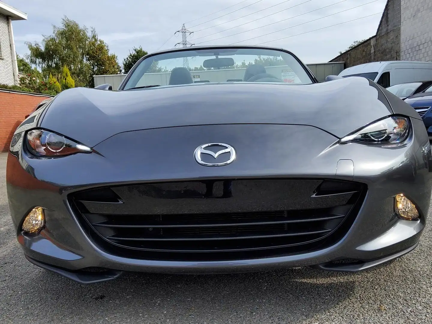 Mazda MX-5 MX-5 SKYACTIV CABRIO BENZINE 1.5I 132PK Gris - 2