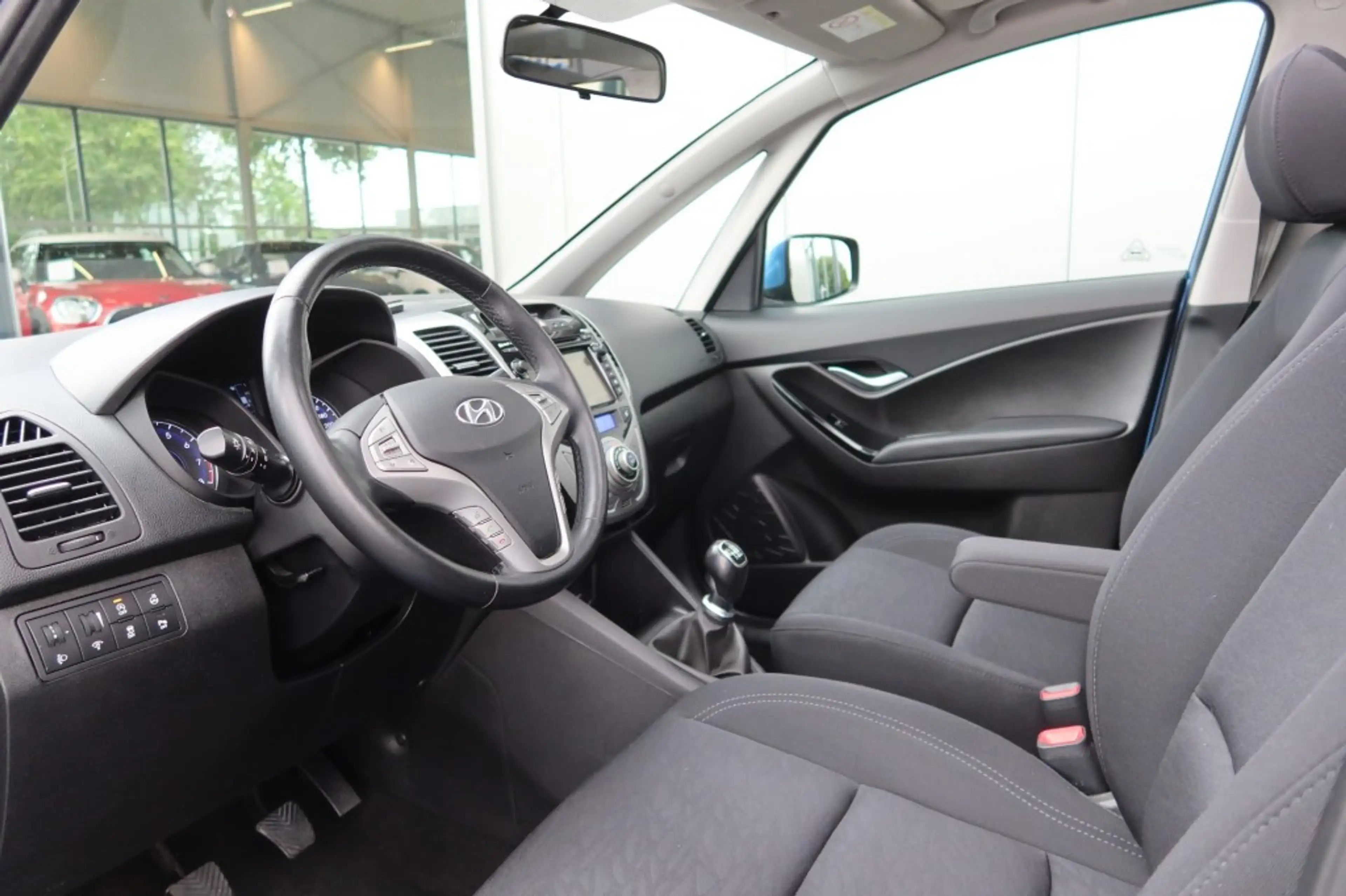 Hyundai iX20 1.6i Premium 125pk Clima, NAVI, Camera, Schuifdak, — photo 6