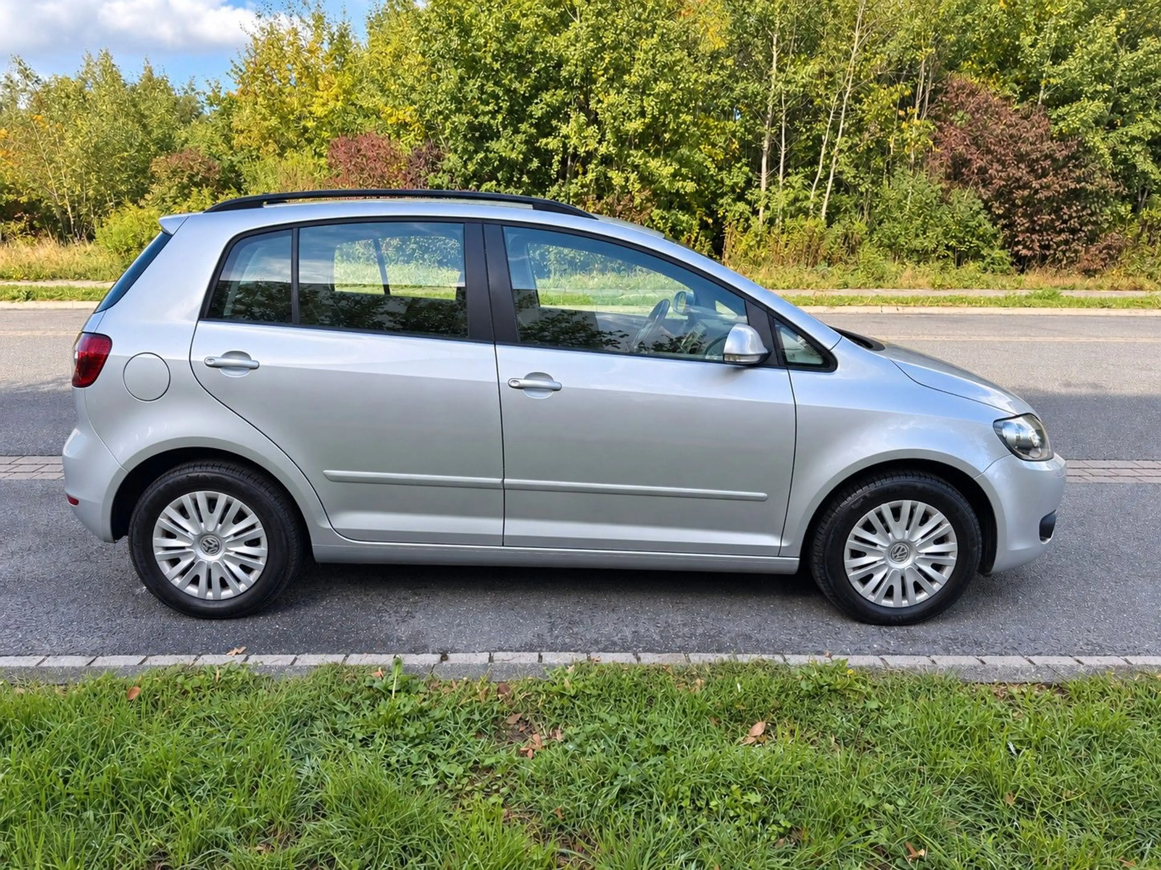 Volkswagen Golf Plus 1.2 TSI Trendline 105 PS Unfallfrei — photo 6
