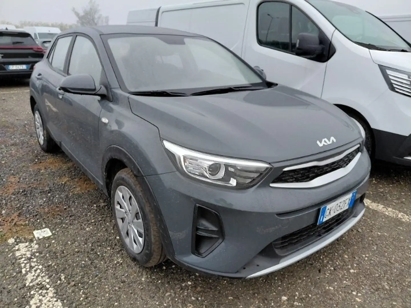 Kia Stonic Stonic 1.2 dpi Urban 84cv VETTURA IN ARRIVO Grigio - 1