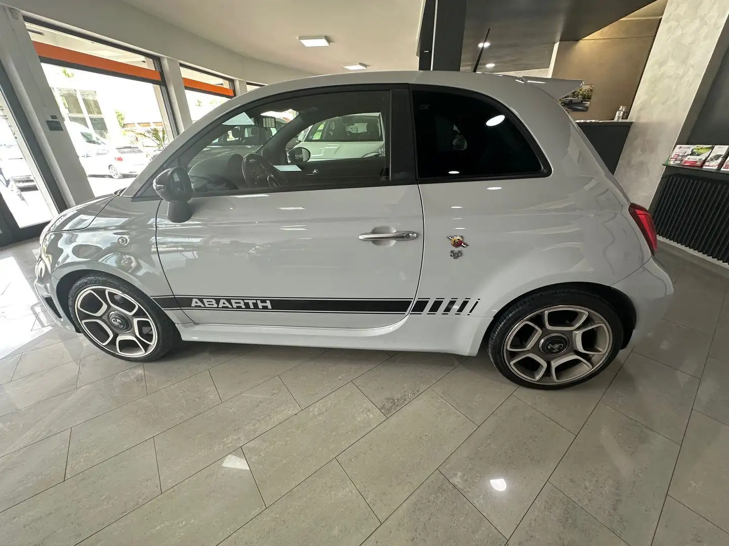 Abarth 595 Turismo 1.4 T-Jet Gris - 2