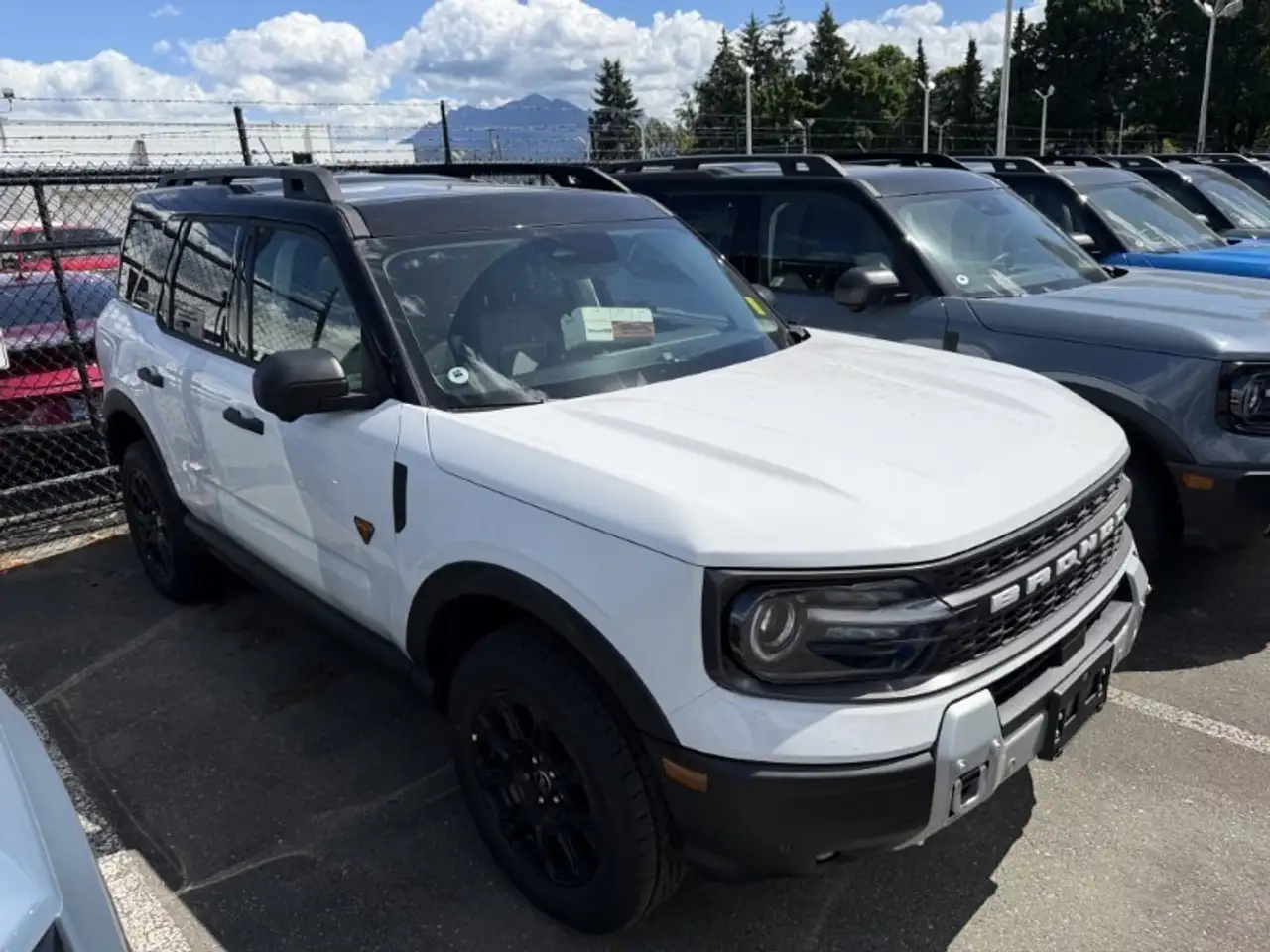 Ford Bronco Sport photo Ford Bronco Sport