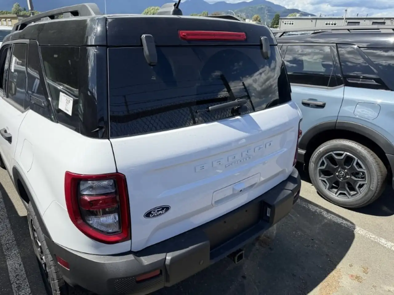 Ford Bronco Sport photo Ford Bronco Sport