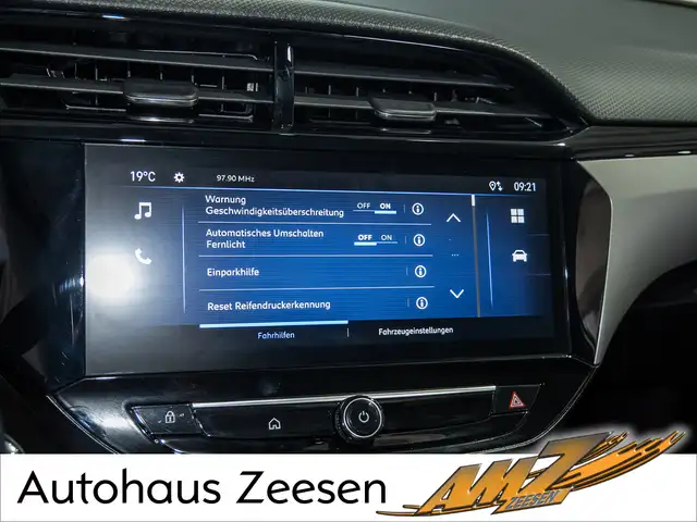 Opel Corsa view 8
