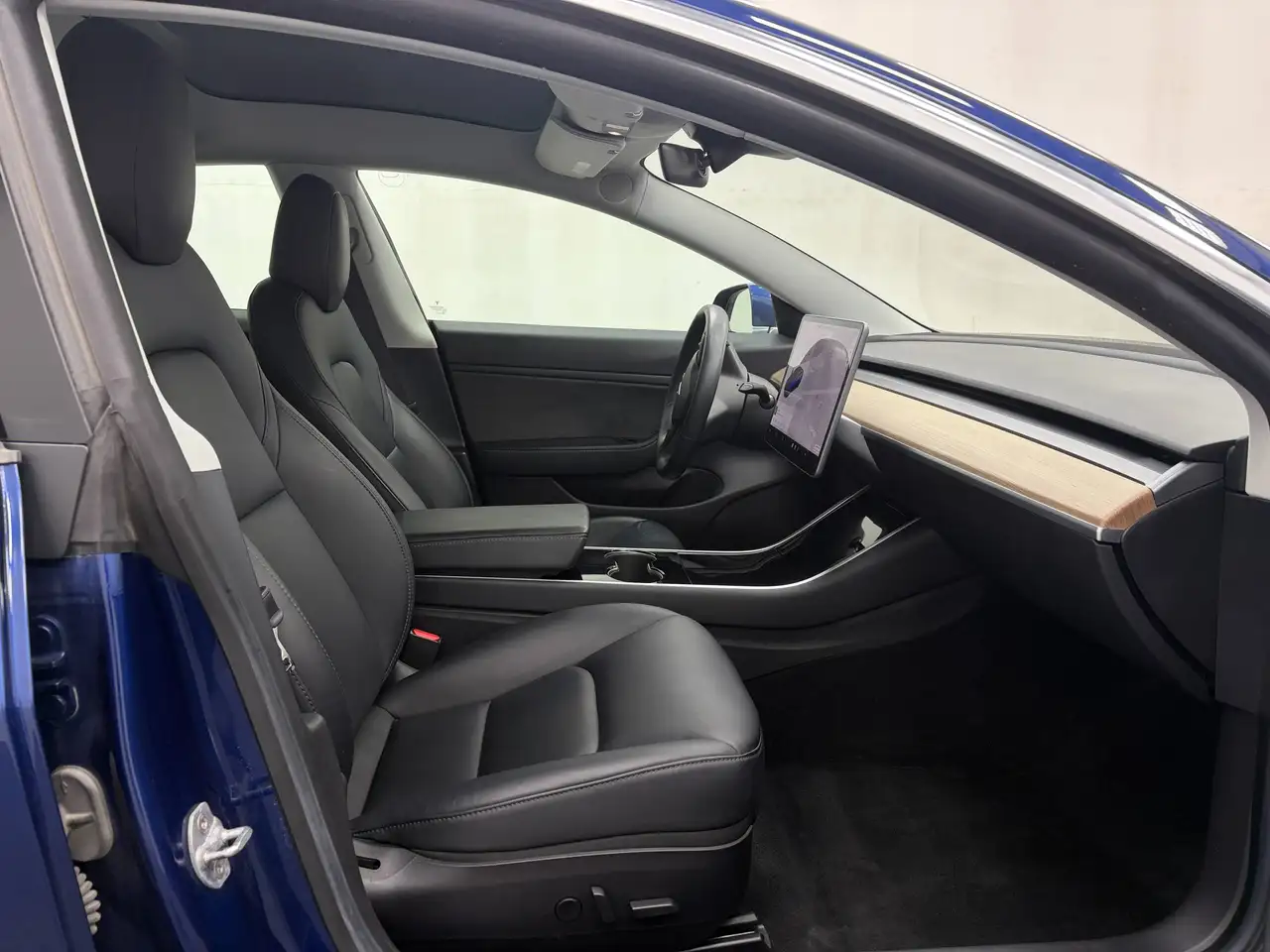 Tesla Model 3 fotografie Tesla Model 3