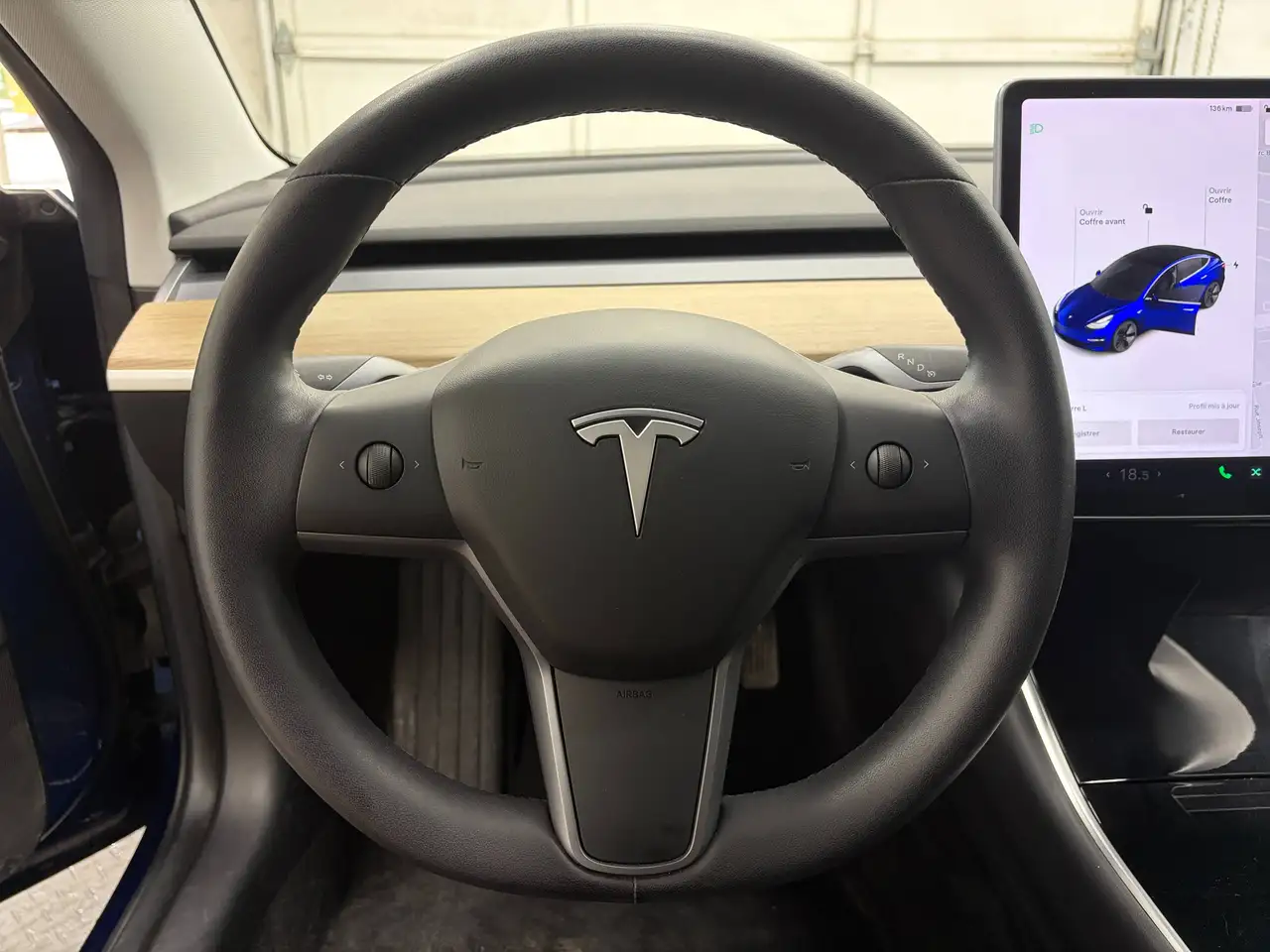 Tesla Model 3 fotografie Tesla Model 3