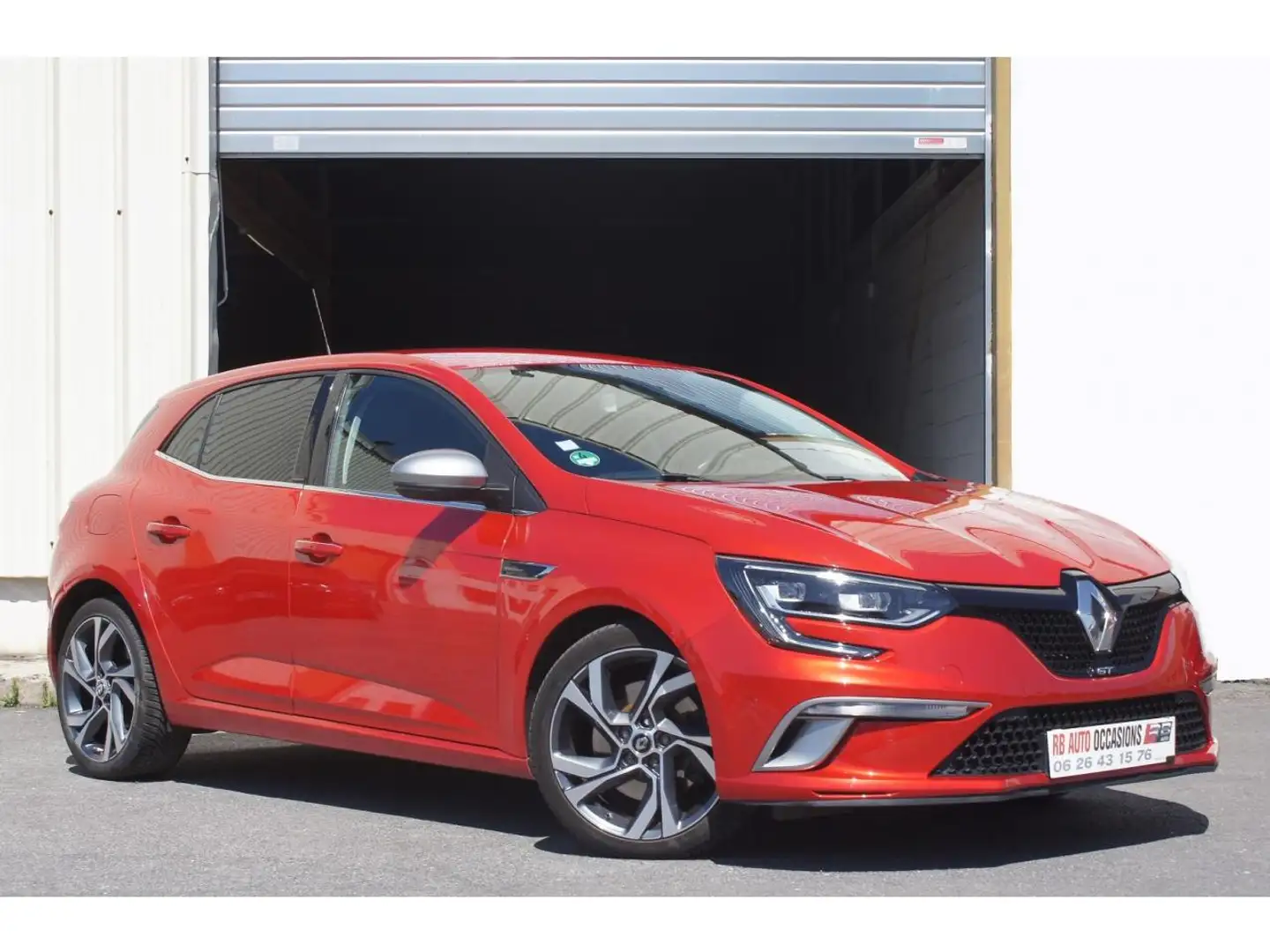 Renault Megane MEGANE IV GT 1.6 TCE 205 cv EDC + OPTIONS ALCANTAR Rouge - 1